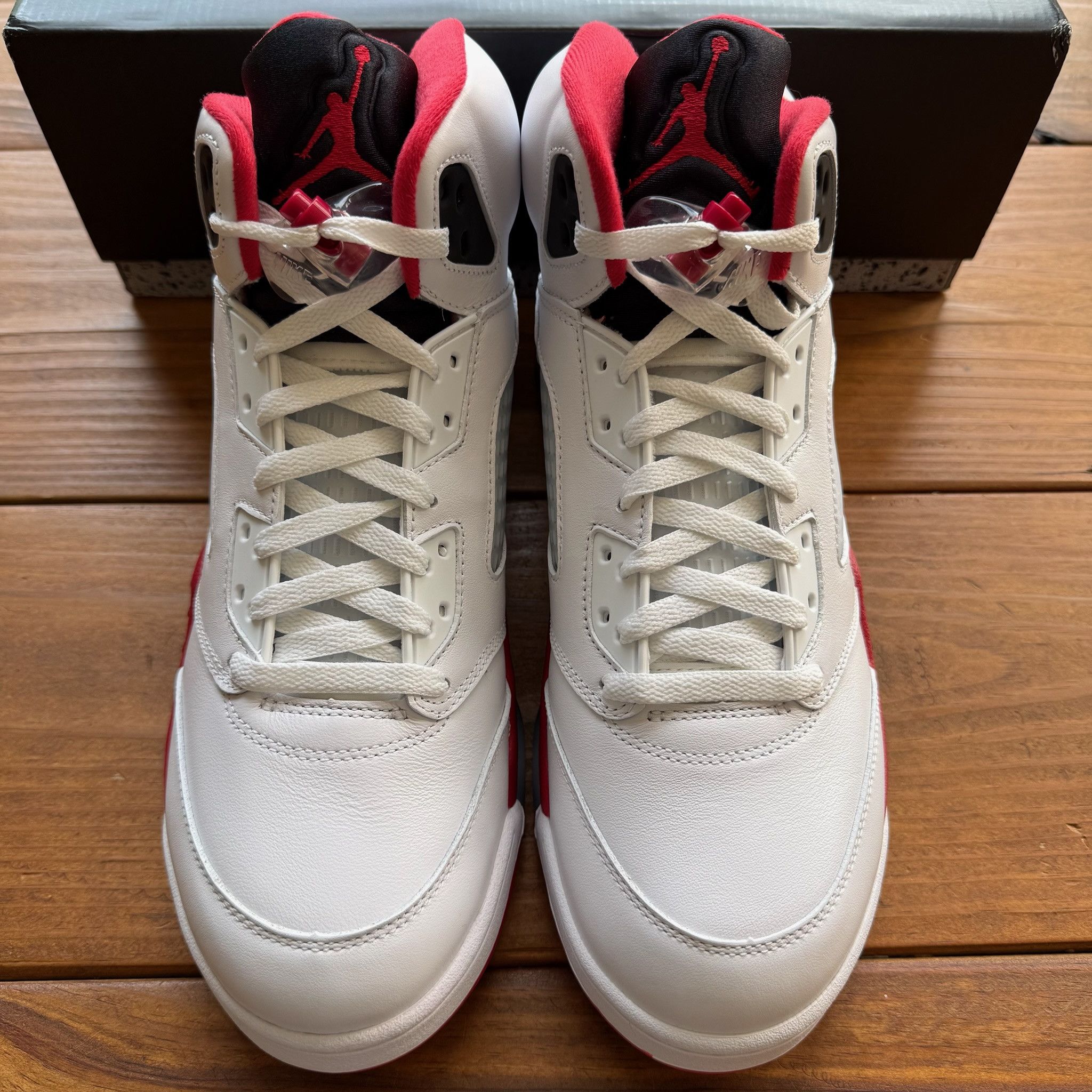 Jordan Brand Size 13 - Jordan 5 Retro 'Fire Red' 2025 - HQ7978-101 Size US 13 / EU 46 - 4 Thumbnail