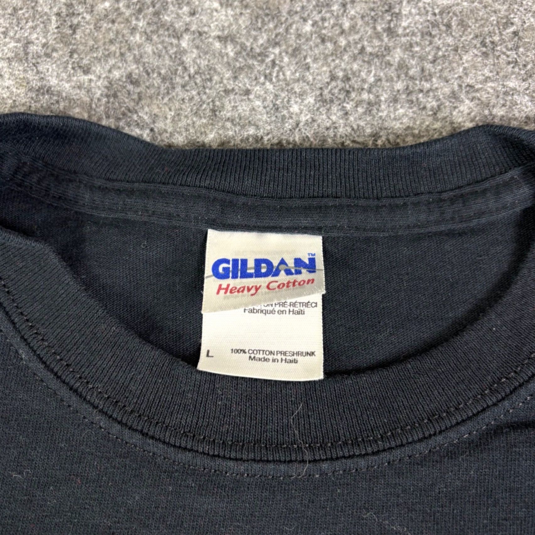 Vintage VINTAGE Airix T-Shirt Black Men's L Heavyweight Graphic Print Crew Neck Short Sleeve Retro Band Movie Tattoo 101 Dalmatians Aladdin Logo Mens Size US L / EU 52-54 / 3 - 5 Thumbnail