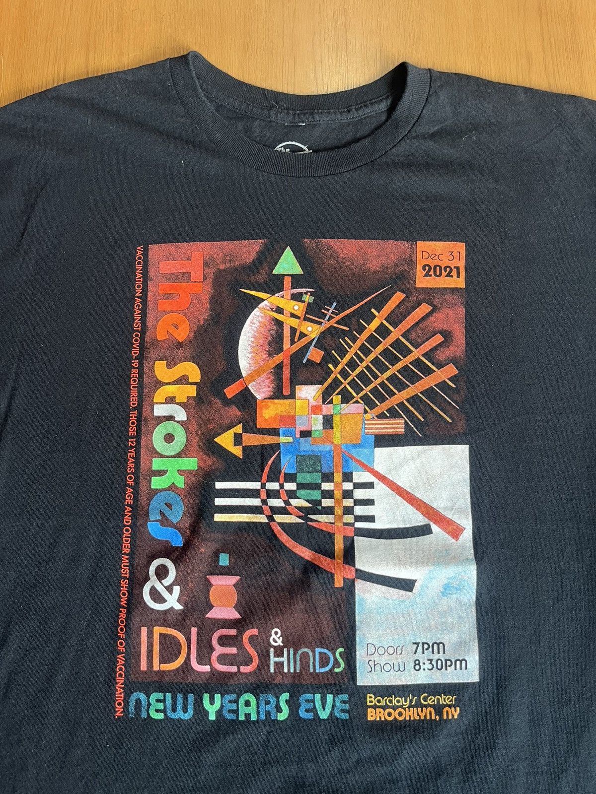 Band Tees The Strokes & IDLES & HINDS 2021’s Tour Tshirt Size US L / EU 52-54 / 3 - 4 Thumbnail