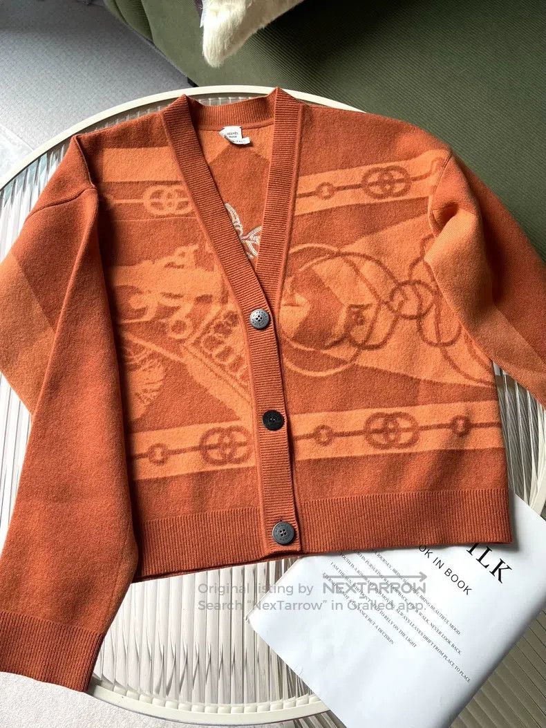 Hermes Hermes Orange Knit Cashmere Cardigan Size XS / US 0-2 / IT 36-38 - 1 Thumbnail