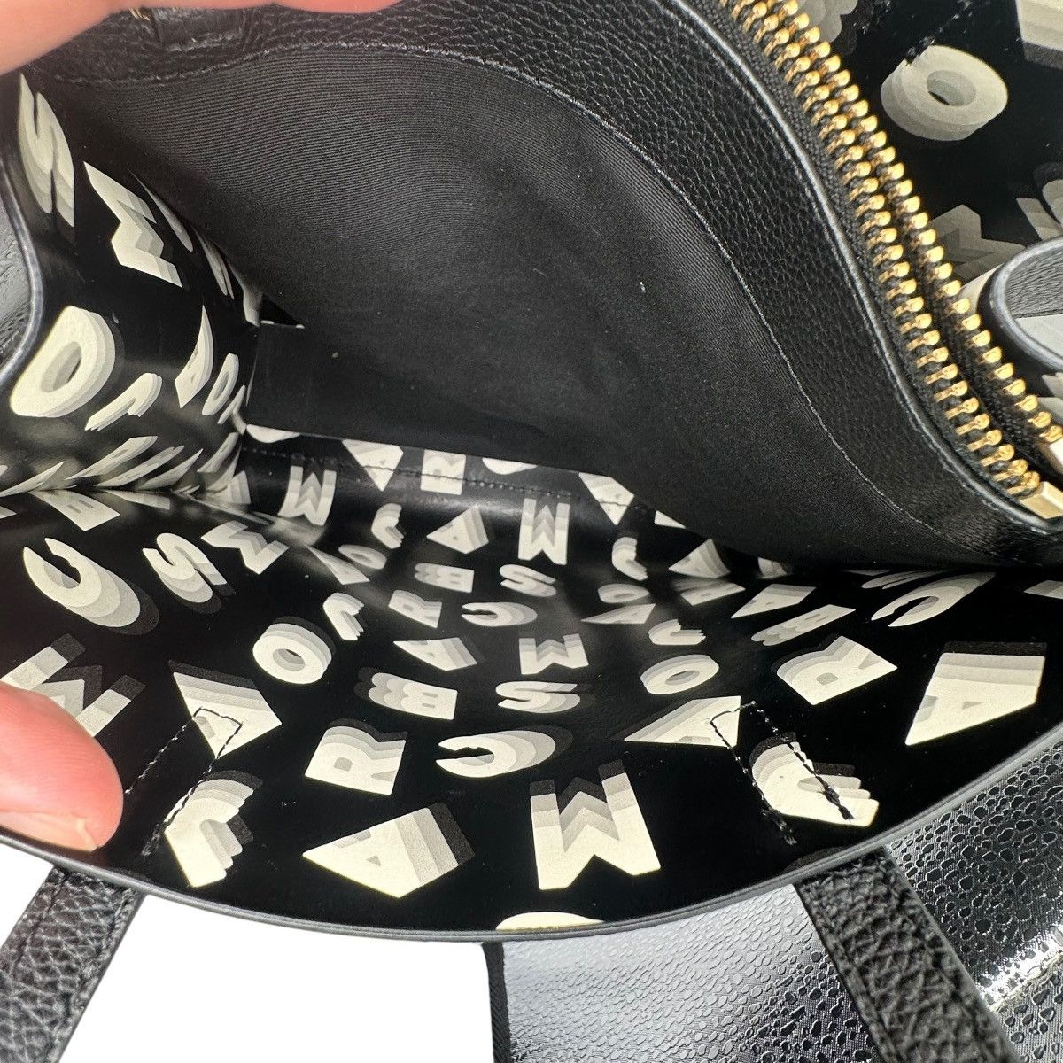 Marc Jacobs Marc Jacobs Mini Grind Leather Tote - Black/Gold Hardware Size ONE SIZE - 7 Thumbnail