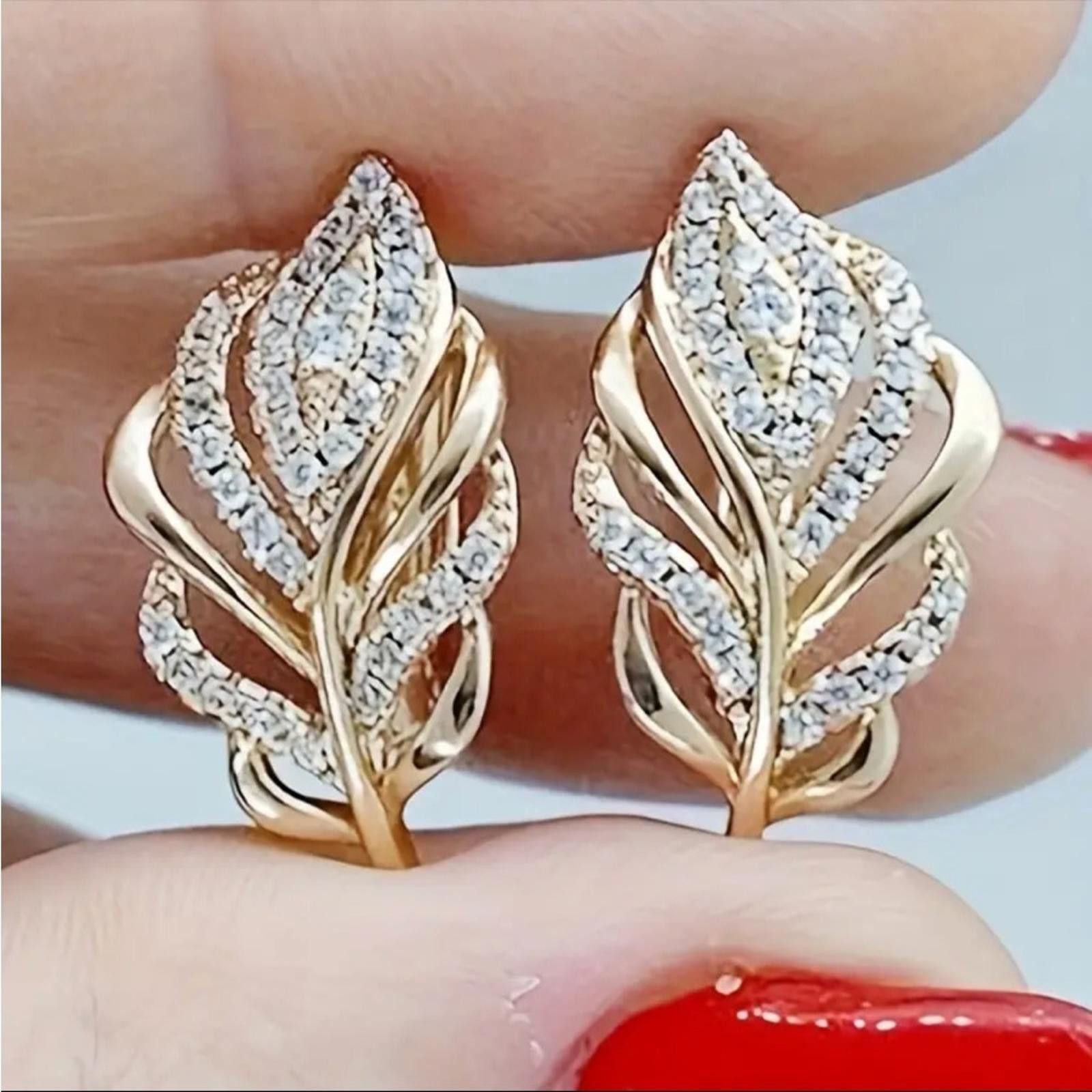 Designer Luxurious Gold Plated Hoop Earrings Women Zirconia Jewelry Size ONE SIZE - 3 Thumbnail