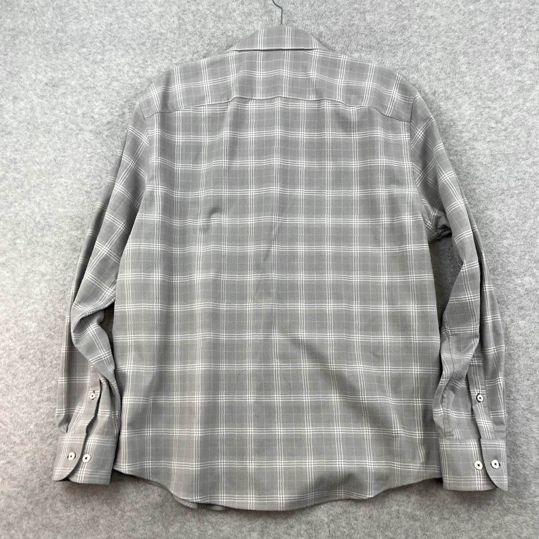 UNTUCKit UNTUCKit Shirt Mens XL Light Gray Plaid Perez Perf Flannel Button Stretch Casual Size US XL / EU 56 / 4 - 7 Thumbnail