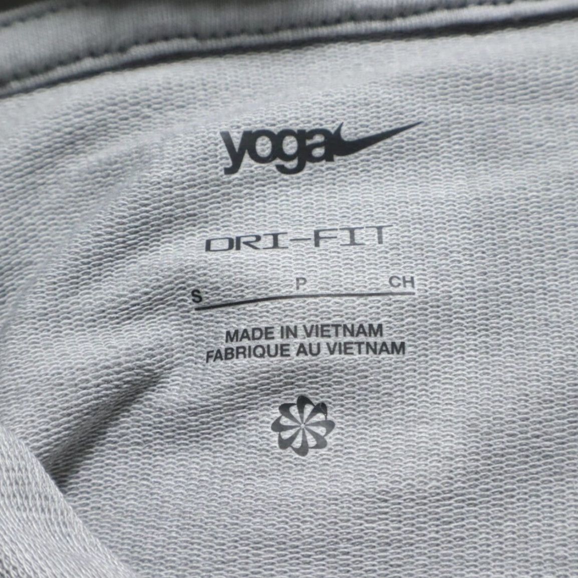 Nike Nike Yoga Dri-Fit Dynamic Fleece Stretch Hoodie Gray Women's S Shirt Size S / US 4 / IT 40 - 5 Thumbnail