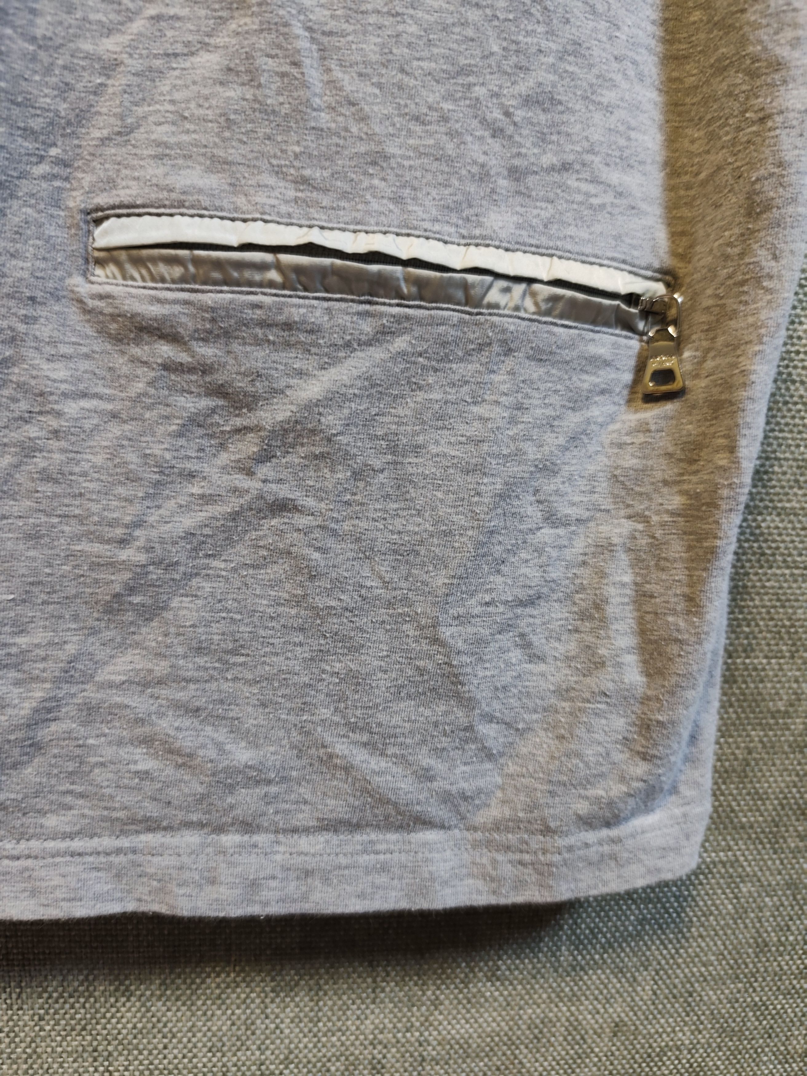 Prada Prada Linea Rossa with Back Zip PocketTee Size US M / EU 48-50 / 2 - 4 Thumbnail