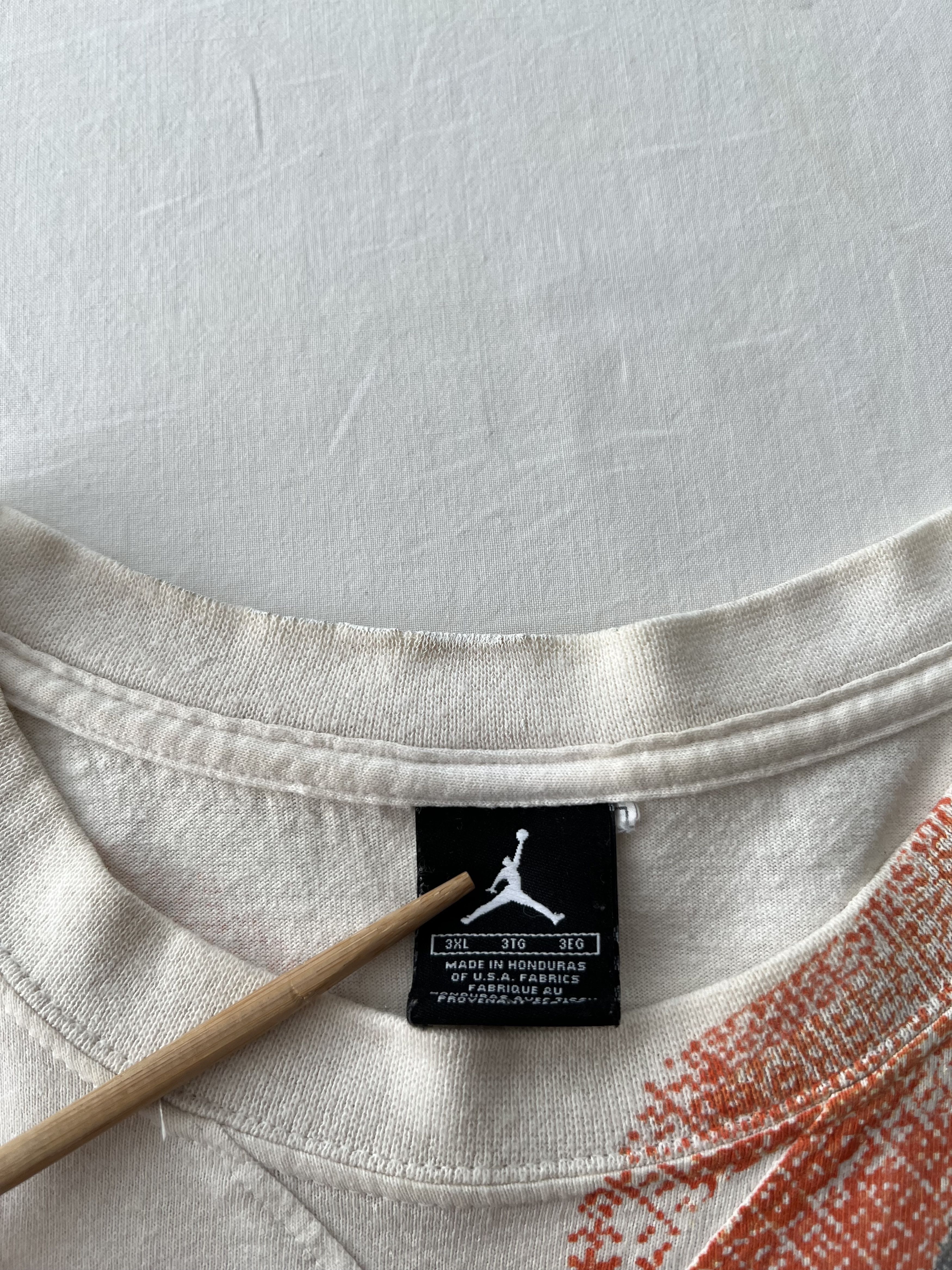 Nike Vintage Nike Jordan Michael Jordan #23 AOP T-shirt Sz 3XL Size US XXL / EU 58 / 5 - 16 Thumbnail