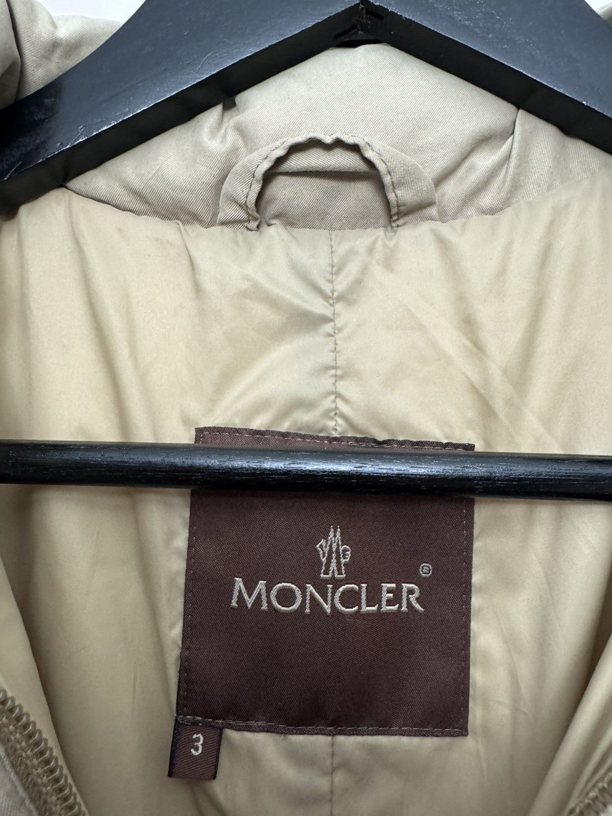 Moncler Moncler Women Puffer Down Jacket Vintage Woman Designer Size L / US 10 / IT 46 - 3 Thumbnail