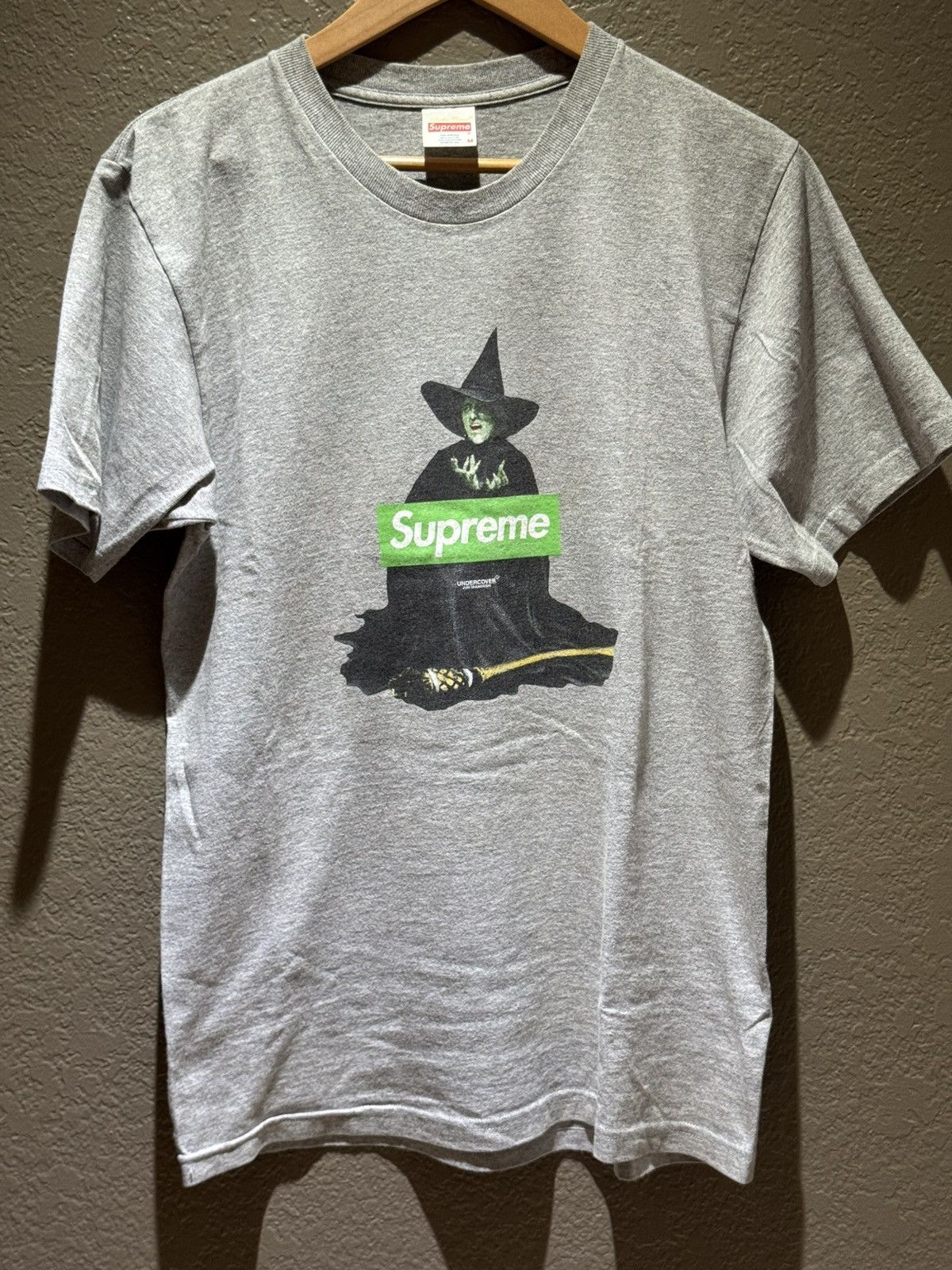 Supreme × Undercover Supreme x Undercover Witch Box Logo Medium Grey Green Size US M / EU 48-50 / 2 - 3 Thumbnail