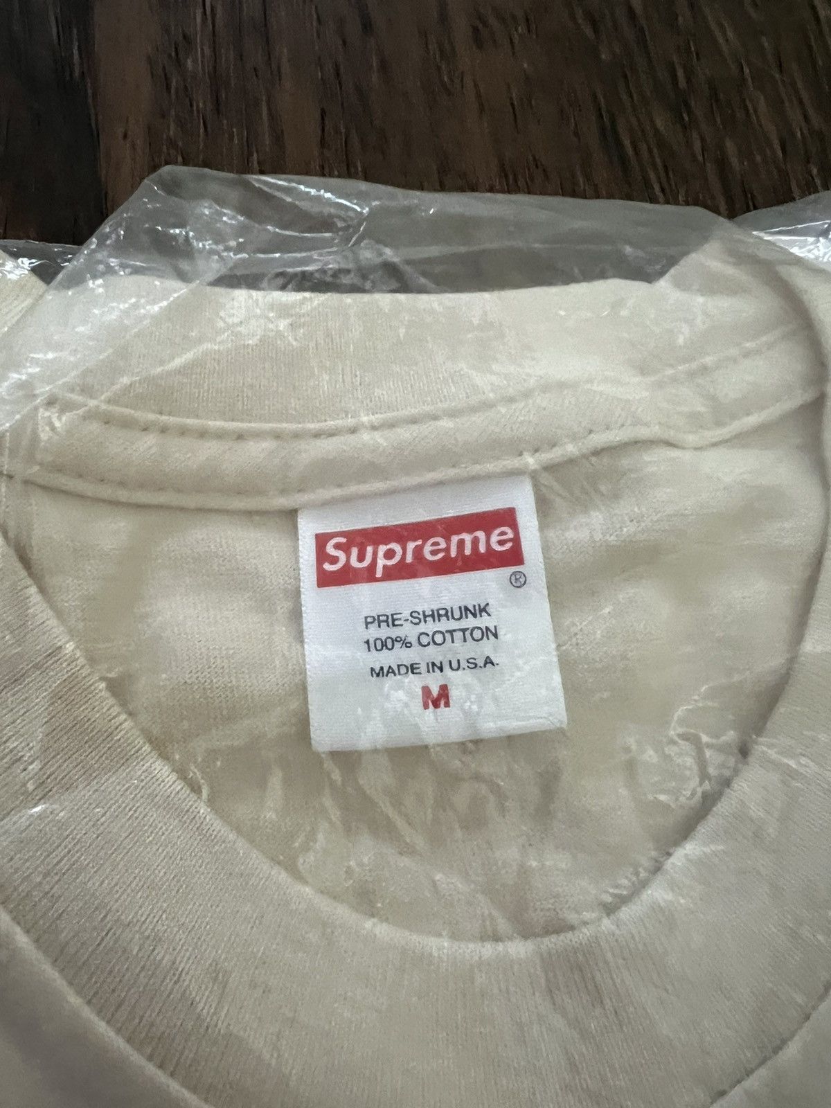 Supreme Supreme Banner Tee Size US M / EU 48-50 / 2 - 4 Thumbnail