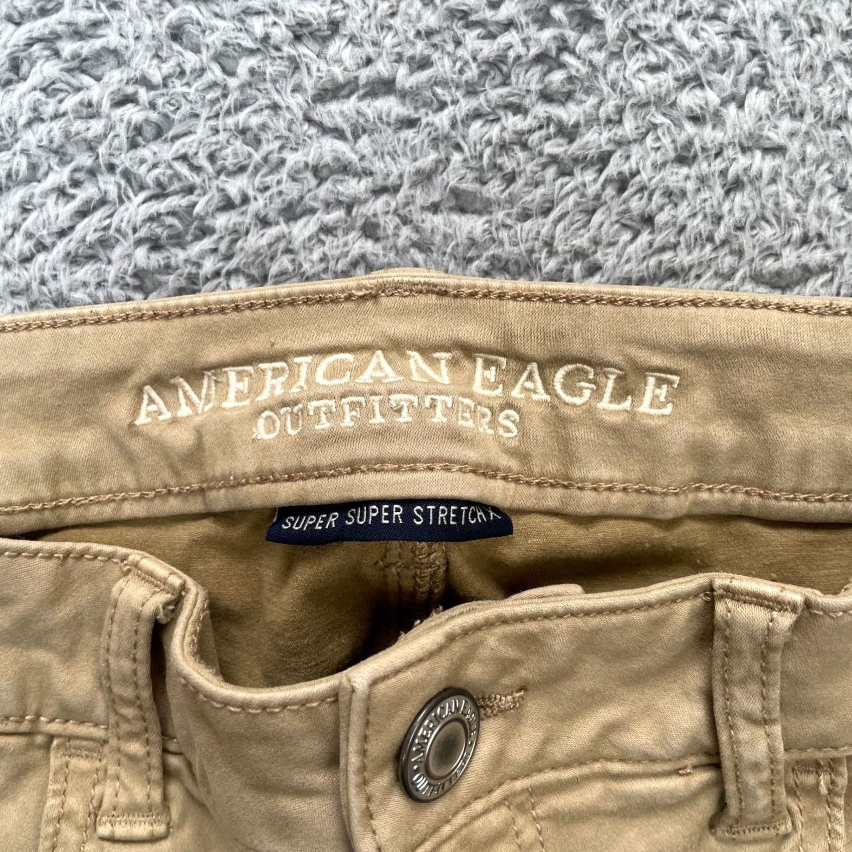 American Eagle Outfitters VINTAGE? No. American Eagle Outfitters Jeans Womens 12 Beige Jegging Super Stretch X Preppy Shirt? Size 34" / US 12 / IT 48 - 3 Thumbnail