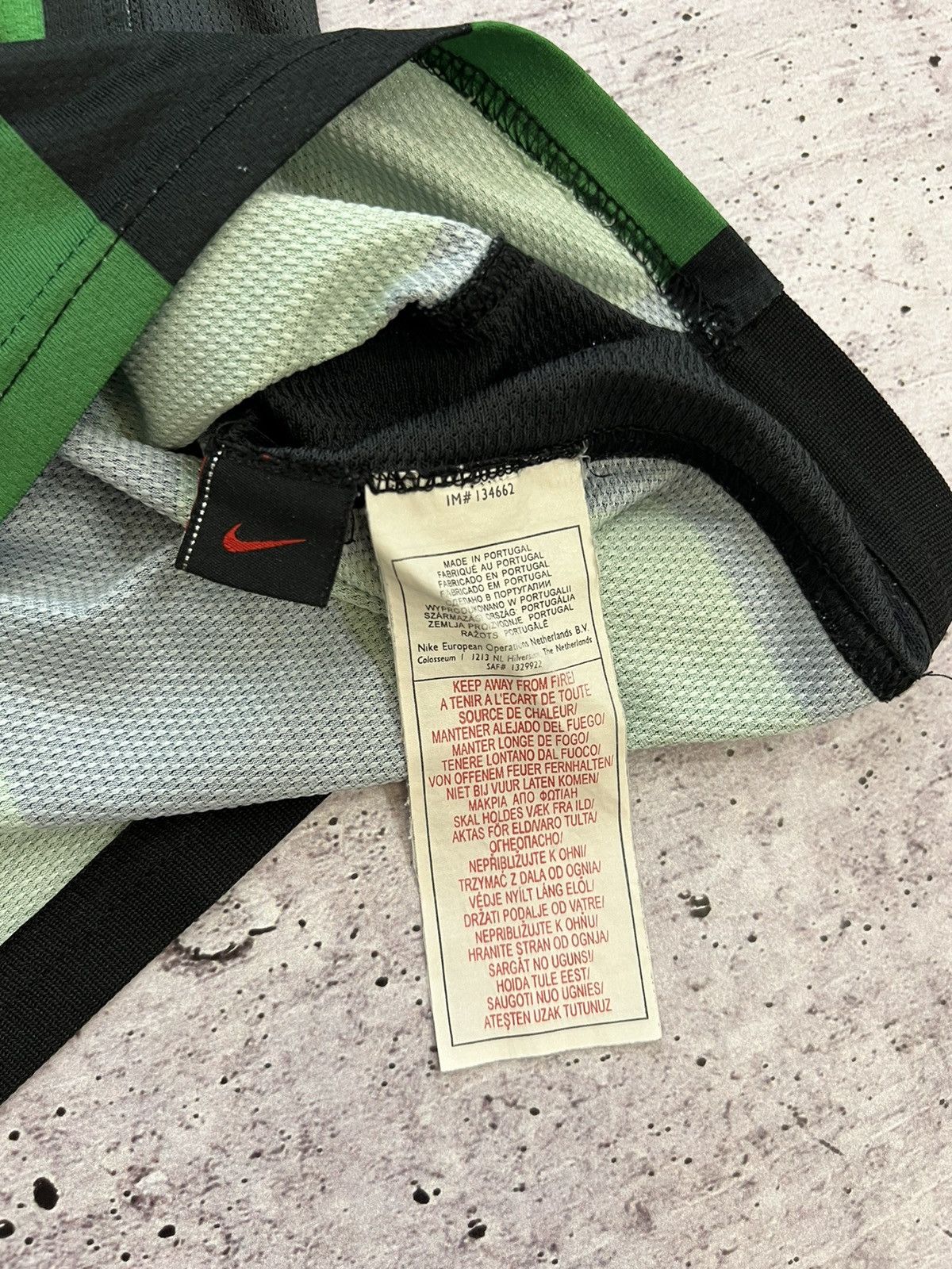 Nike 🩸RARE🩸Nike Celtic Vintage 2006/2007 Jersey Size US L / EU 52-54 / 3 - 11 Thumbnail