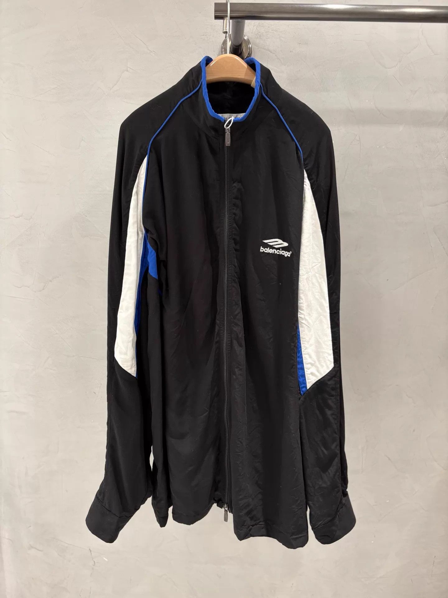 Balenciaga Balenciaga 23 Black Blue Embroidered Logo Uniform Jacket Size XS / US 0-2 / IT 36-38 - 1 Thumbnail
