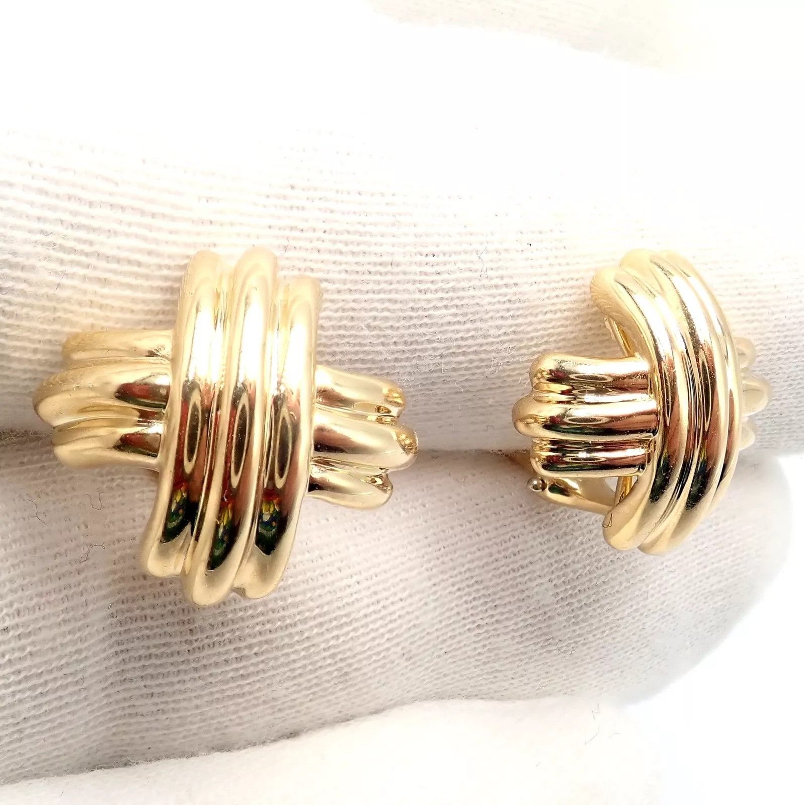 Tiffany & Co. Tiffany & Co X Kiss 18k Yellow Gold Medium Earrings Size ONE SIZE - 8 Thumbnail