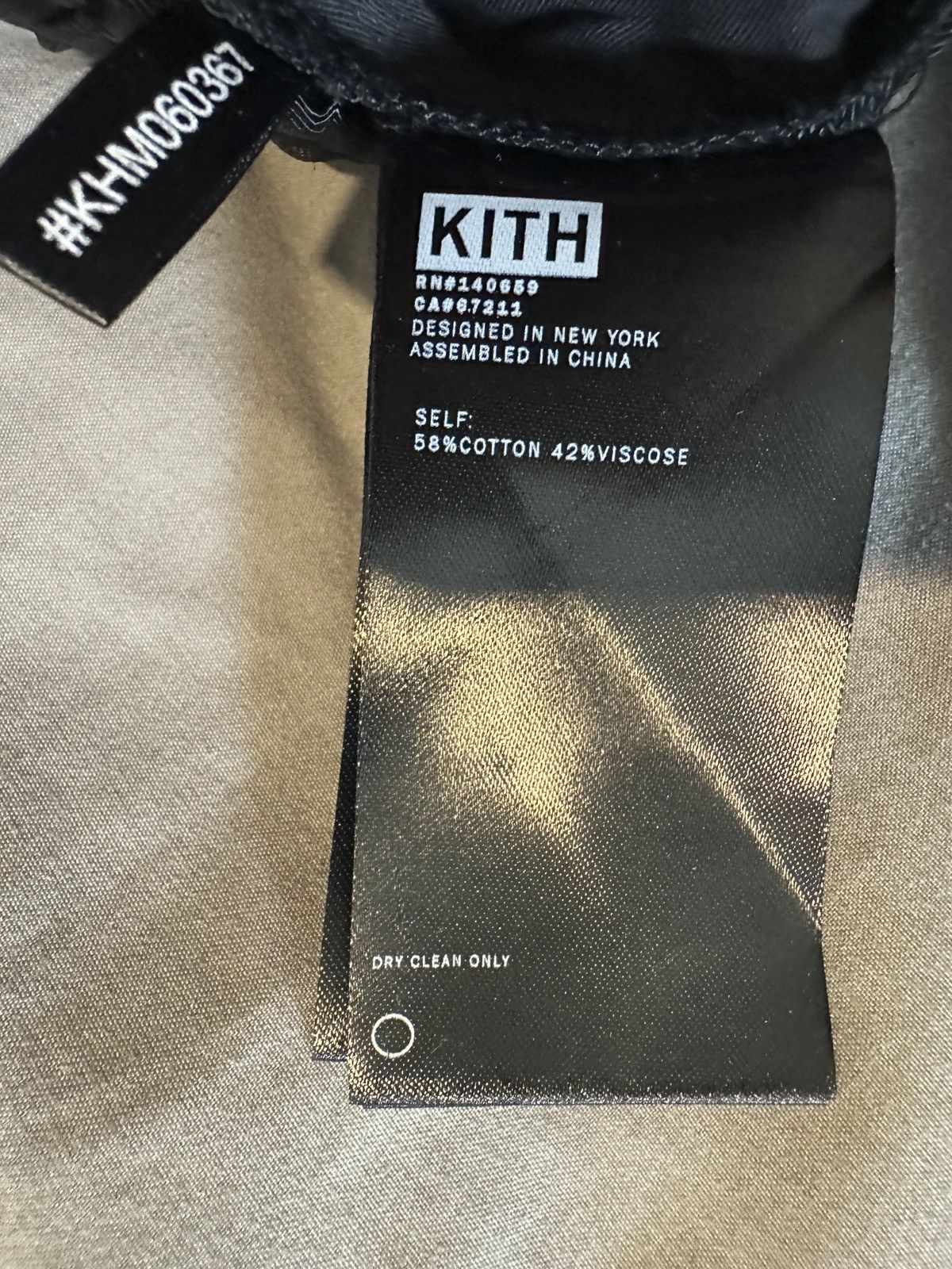 Kith Kith Black Shorts size large Size US 35 - 4 Thumbnail