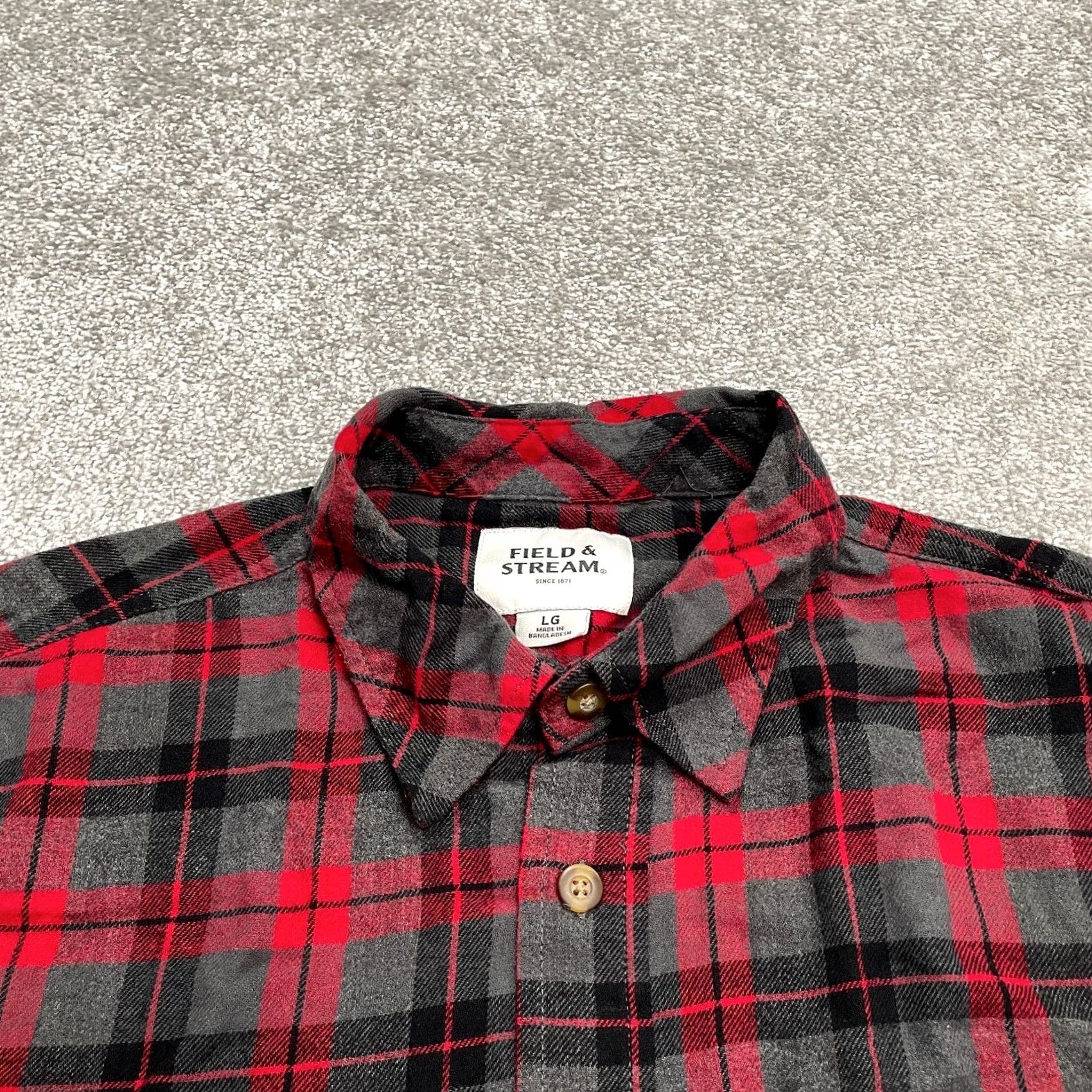 Vintage Field & Stream Flannel Shirt Mens L Red Gray Black Plaid Long Sleeve Casual Button-Up Modern Classic Size US L / EU 52-54 / 3 - 3 Thumbnail