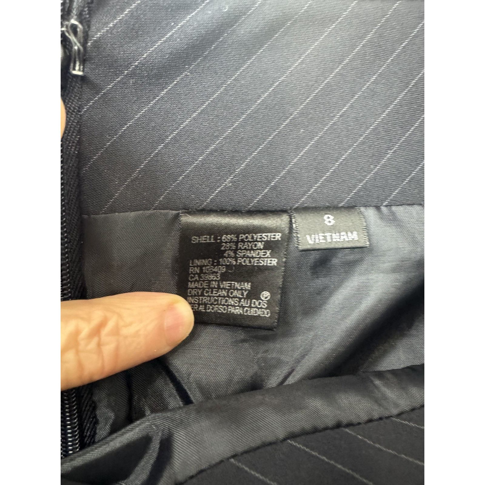 Banana Republic Tahari Arthur S. Levine Skirt Pinstripe Academia Gray 8 Size 30" / US 8 / IT 44 - 7 Thumbnail