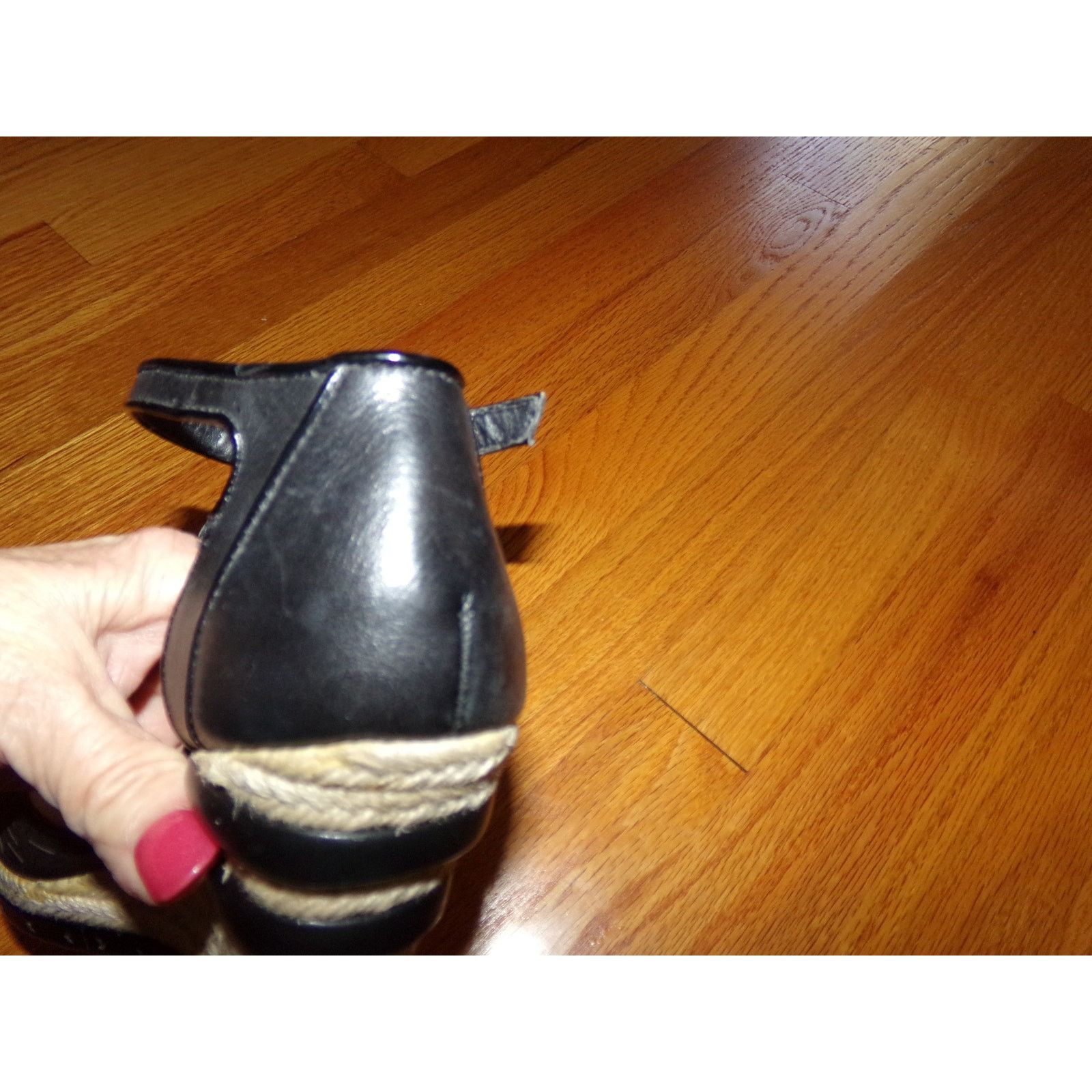 Gianni Valentino Gianni Bini black leather high wedge t strap sandals 7M Size US 7 / IT 37 - 6 Thumbnail