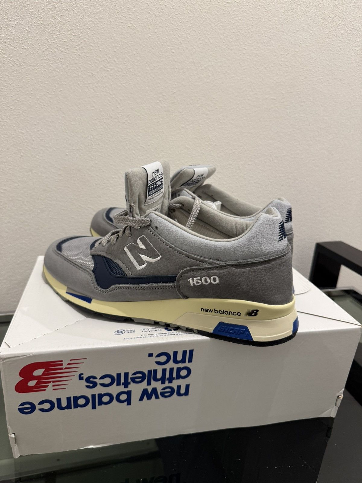New Balance New Balance Mens 1500 MADE in UK Limited Edition Size US 9.5 / EU 42-43 - 8 Thumbnail