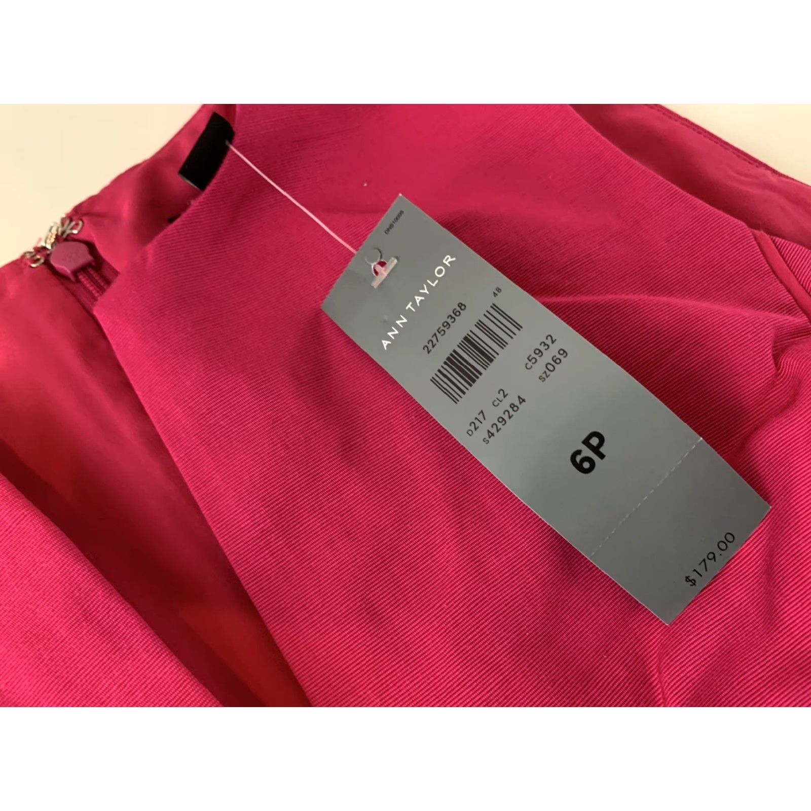 Ann Taylor VINTAGE Ann Taylor Sleeveless Dress - Women's Solid Hot Pink Knee Length 6P Petite Size M / US 6-8 / IT 42-44 - 2 Thumbnail
