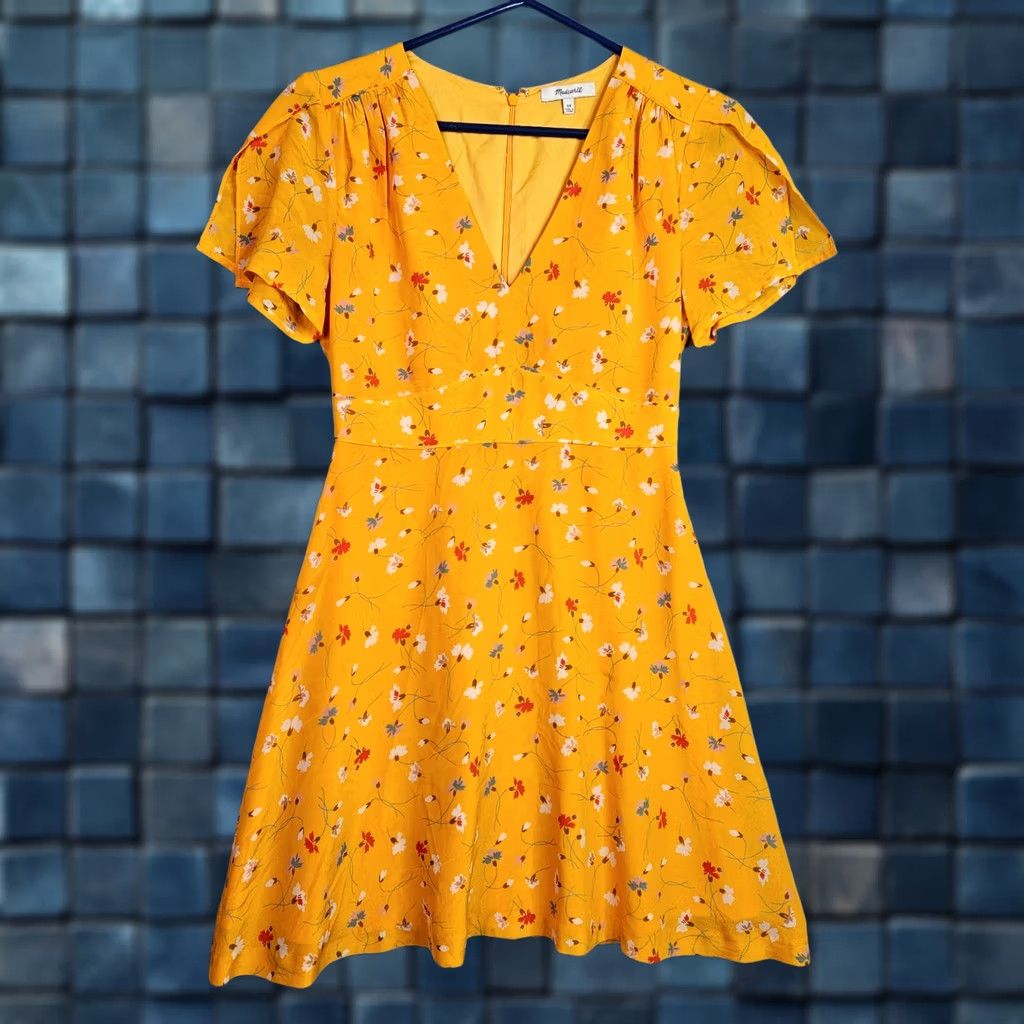 Madewell Madewell Dress Women's Sz 00 Yellow Floral Silk Short Sleeve V-Neck Fit & Flare Dress Size 24" / US 00 / IT 34 - 1 Thumbnail
