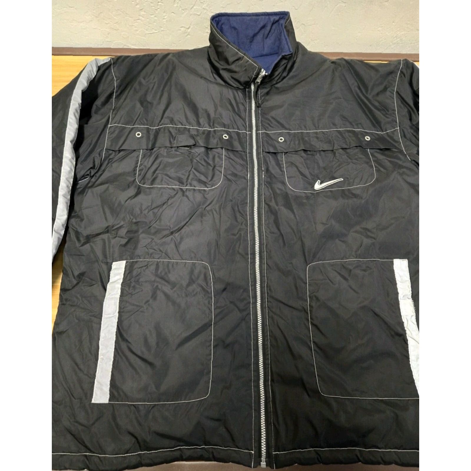 Nike VINTAGE Nike Jacket Reversible Insulated Black XL Mens 90s Bomber Zip Size US XL / EU 56 / 4 - 3 Thumbnail