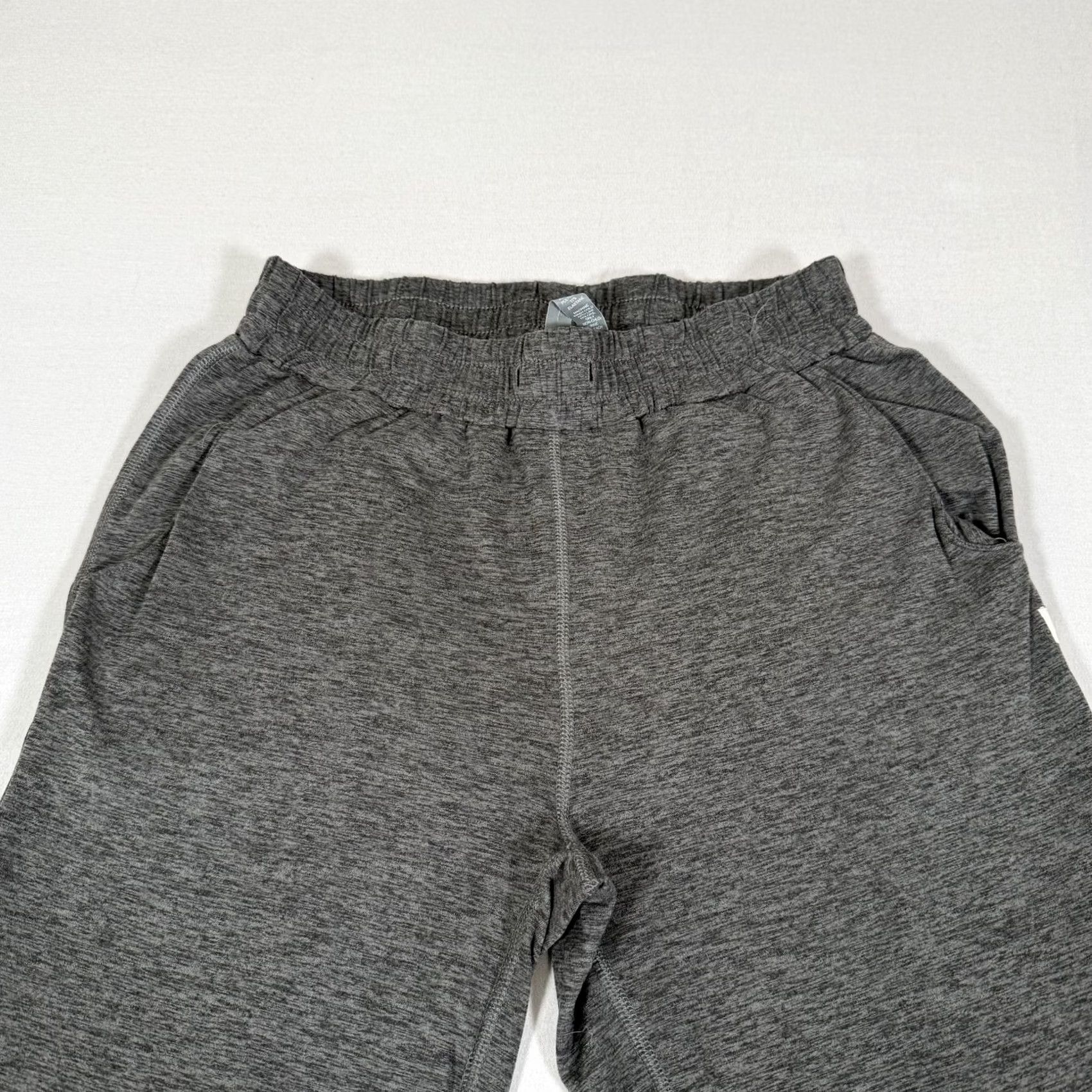 Vuori Vuori Pants Womens Small Gray Jogger Knit Elastic Waist Pockets Slim Inseam 27in Tapered Athletic Jogger Size 28" / US 6 / IT 42 - 2 Thumbnail