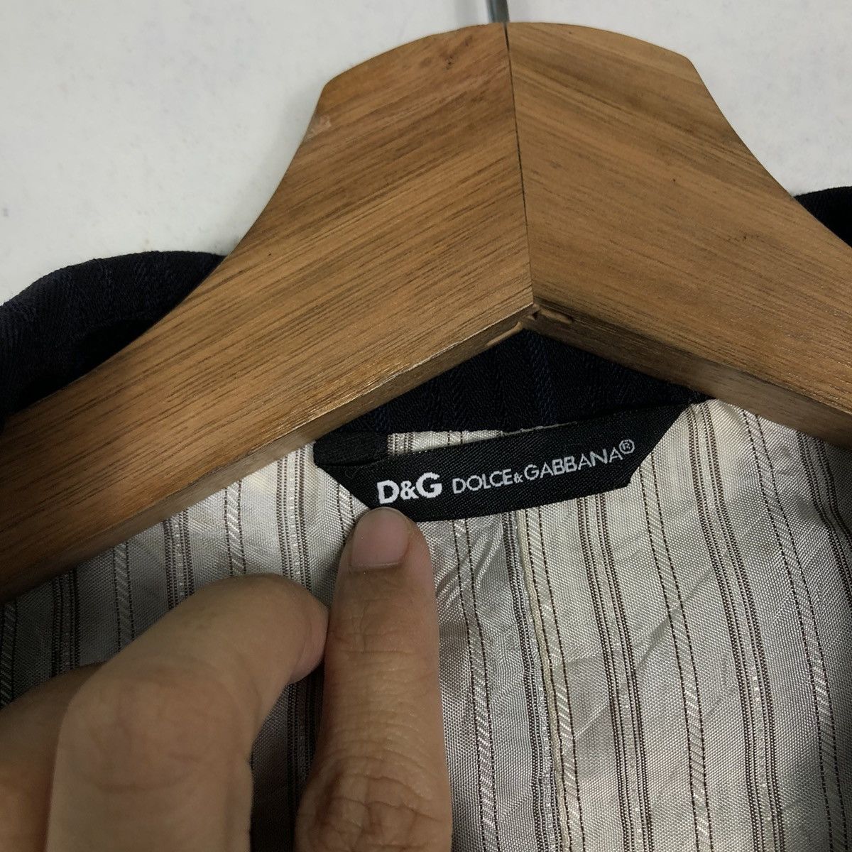 Dolce & Gabbana Vtg Pin Striped Dolce & Gabbana Double Breast Made in Italy Size US M / EU 48-50 / 2 - 21 Thumbnail