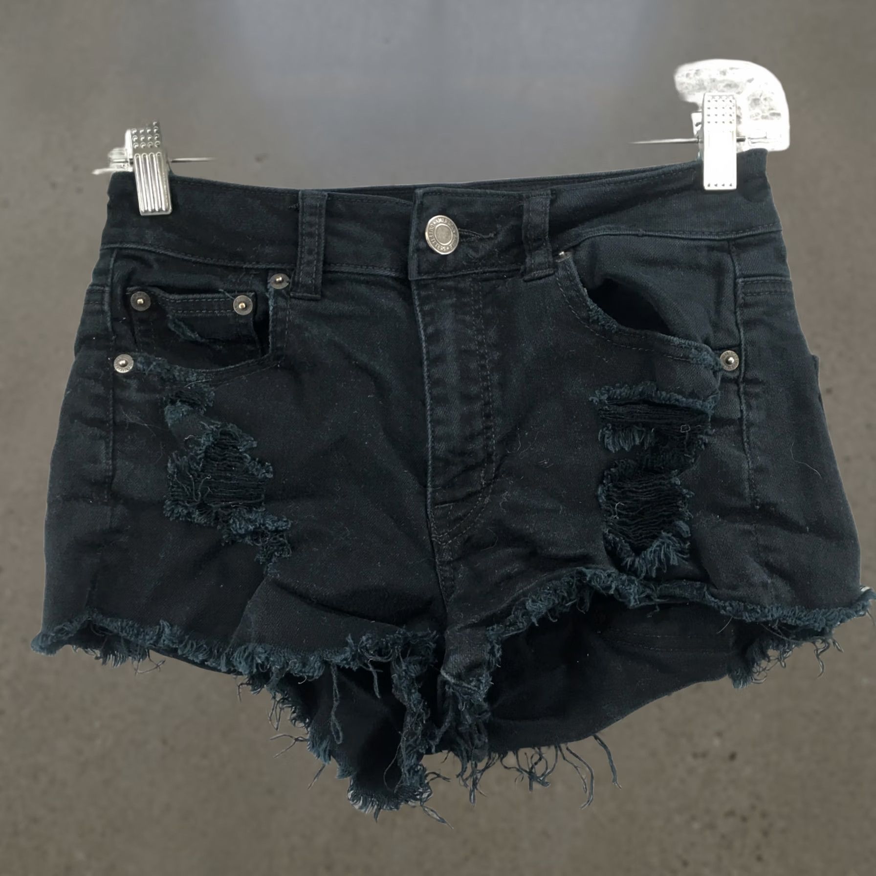 American Eagle Outfitters Nike American Eagle Outfitters Hot Pants Shorts Womens 2 Black Distressed Stretch Denim Casual Activewear 90s? Size 26" / US 2 / IT 38 - 1 Thumbnail