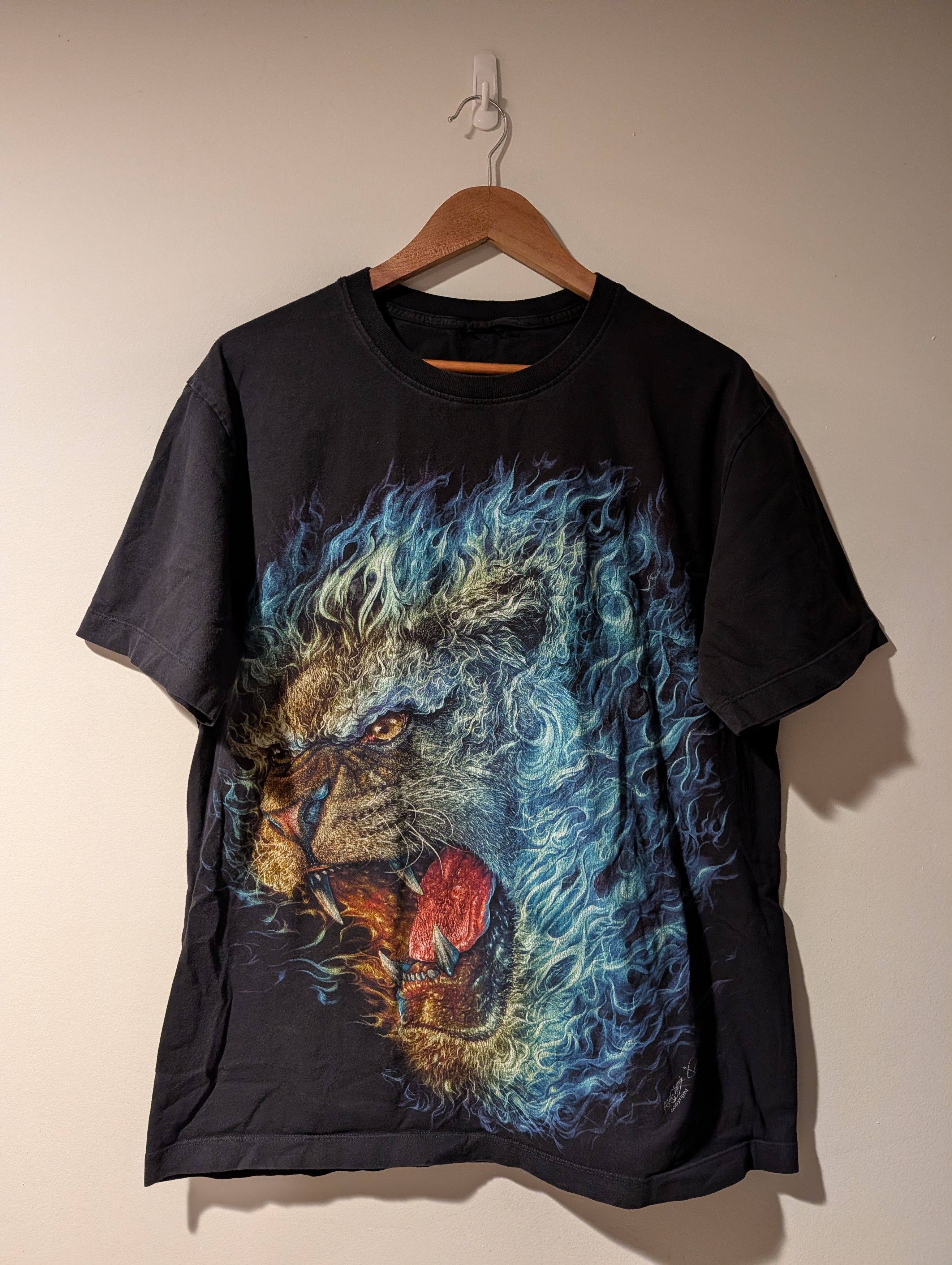 Arts & Science Vintage Lion Flame Big Print Animal Nature Wildlife T-Shirt Size US L / EU 52-54 / 3 - 1 Thumbnail