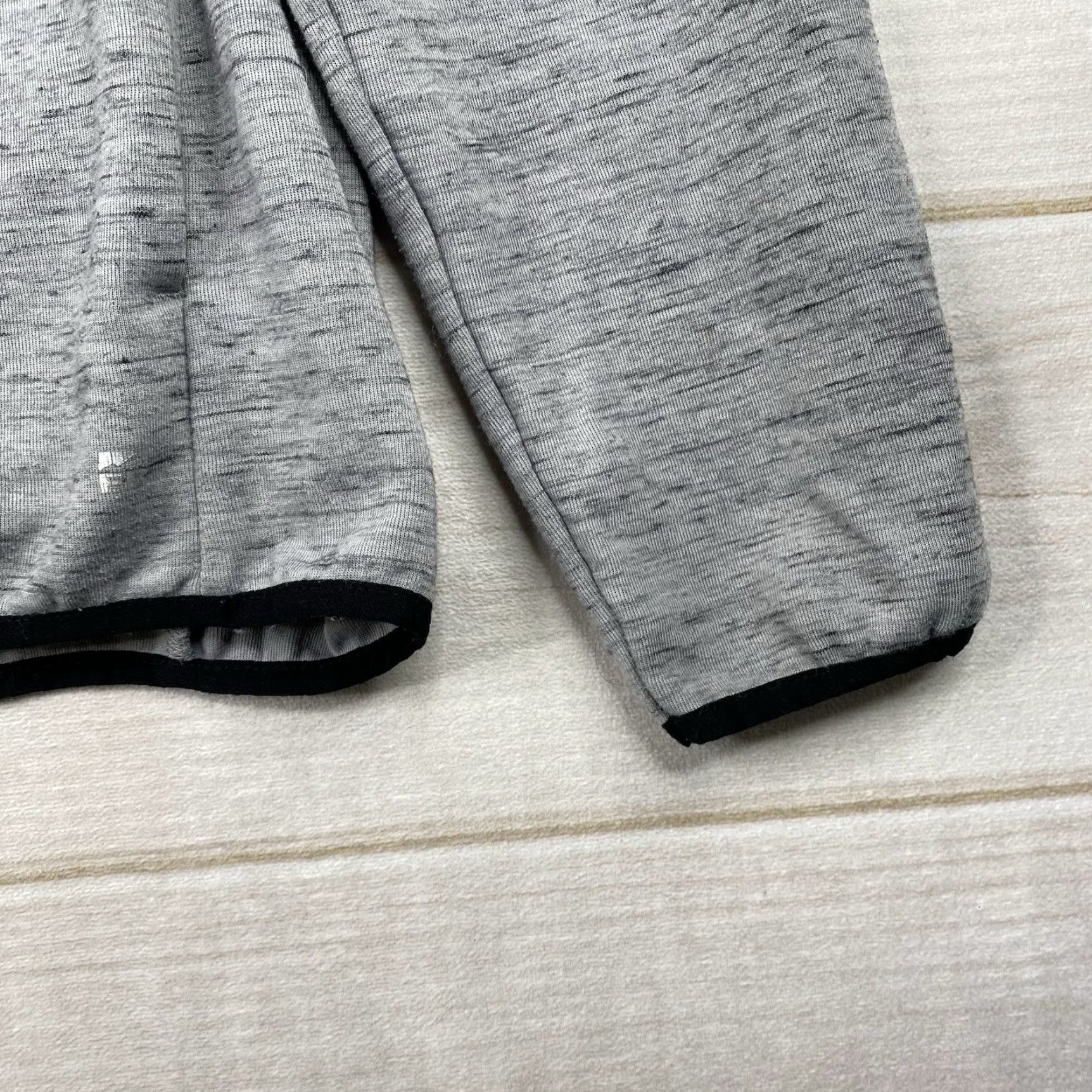 Eddie Bauer Eddie Bauer Hoodie Mens M Gray Full Zip Sweatshirt Jacket Casual Activewear Size US M / EU 48-50 / 2 - 5 Thumbnail