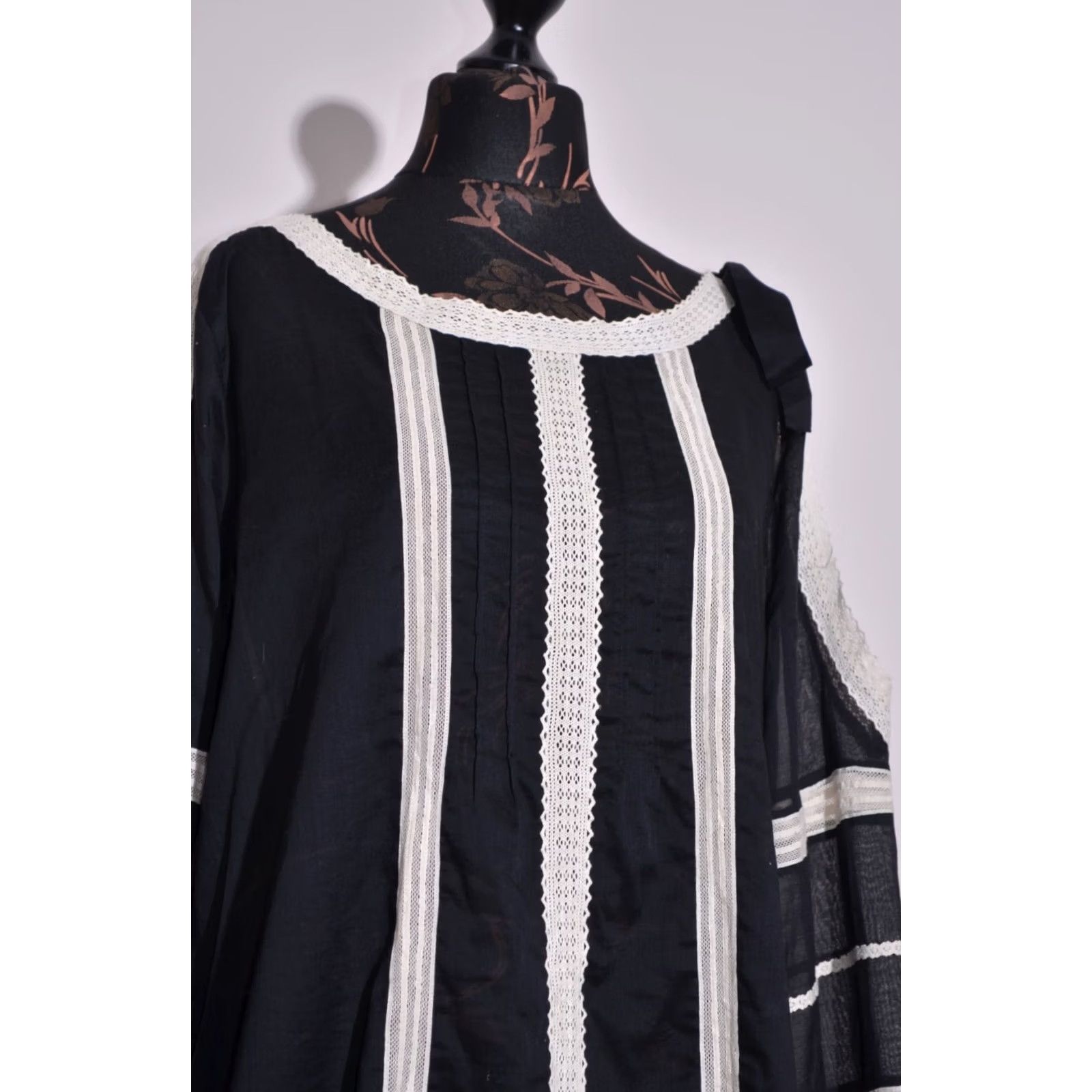 Vintage RIANI Blouse Shirt Women Black Sheer Cotton Long Sleeve A-Line size UK20 DE46 Size 3XL / US 20-22 - 3 Thumbnail