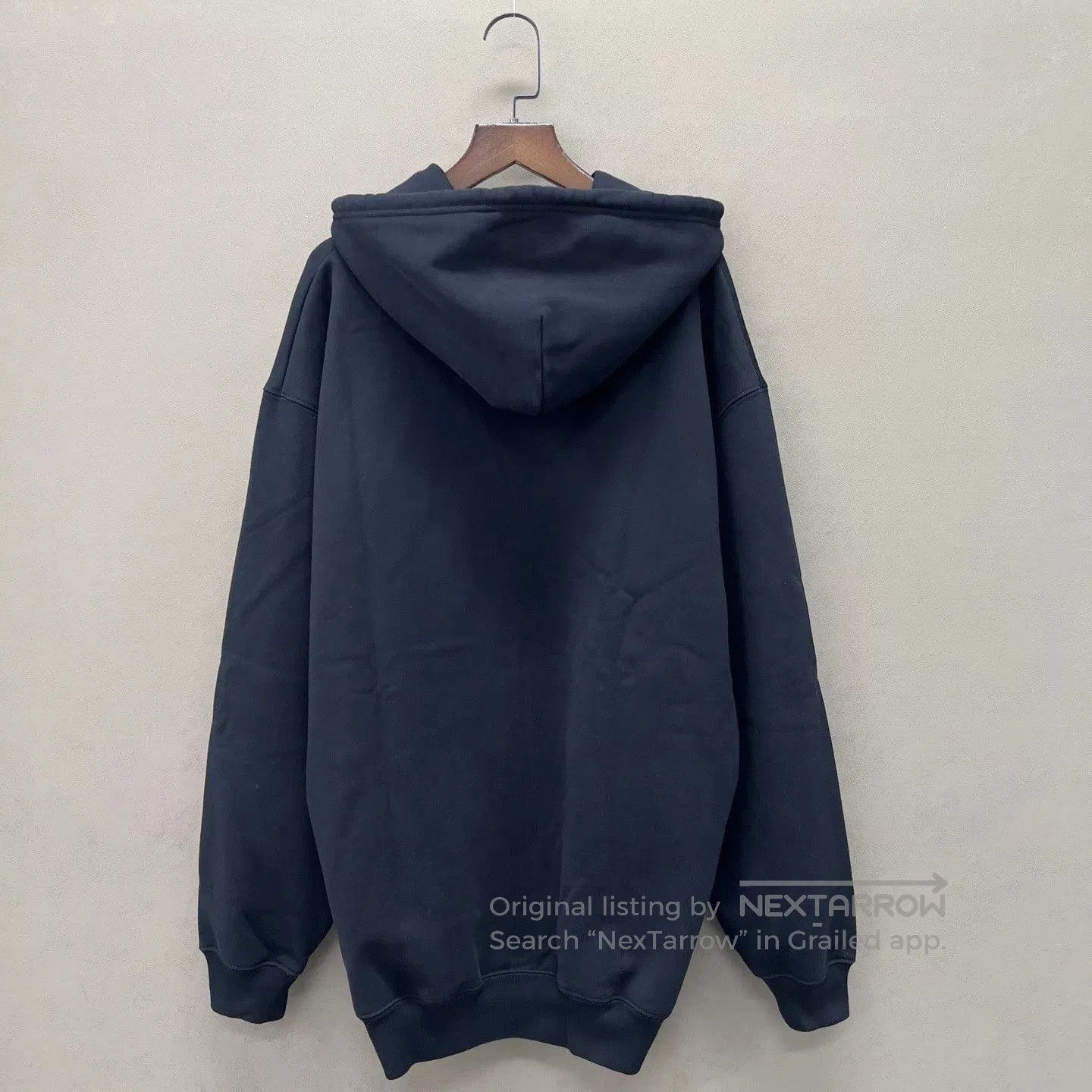 Balenciaga Balenciaga Logo Hoodie for Men. Size US M / EU 48-50 / 2 - 4 Thumbnail