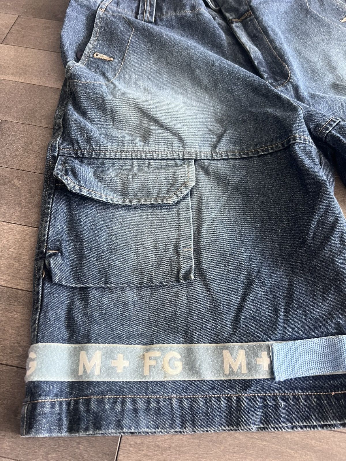 Marithe + Francois Girbaud Marithe Francois Girbaud Jeans Shorts Baby Blue Size US 36 / EU 52 - 4 Thumbnail
