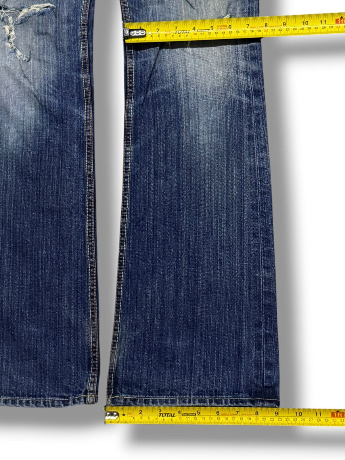 Japanese Brand Vintage Anti-Label Jean Distressed Bootcut Flare Jeans | W31 Size US 31 - 17 Thumbnail
