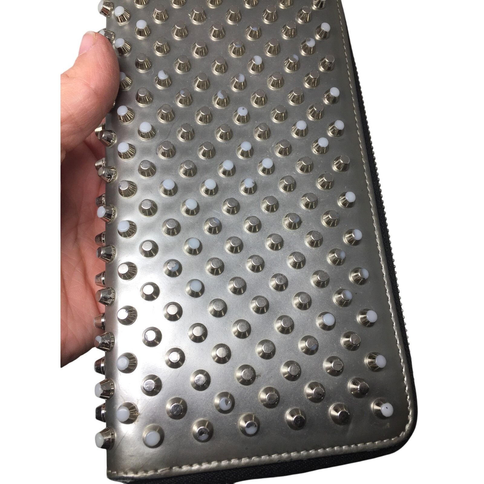 Christian Louboutin Christian Louboutin Silver Studded Zip Around Long Wallet Size ONE SIZE - 8 Thumbnail