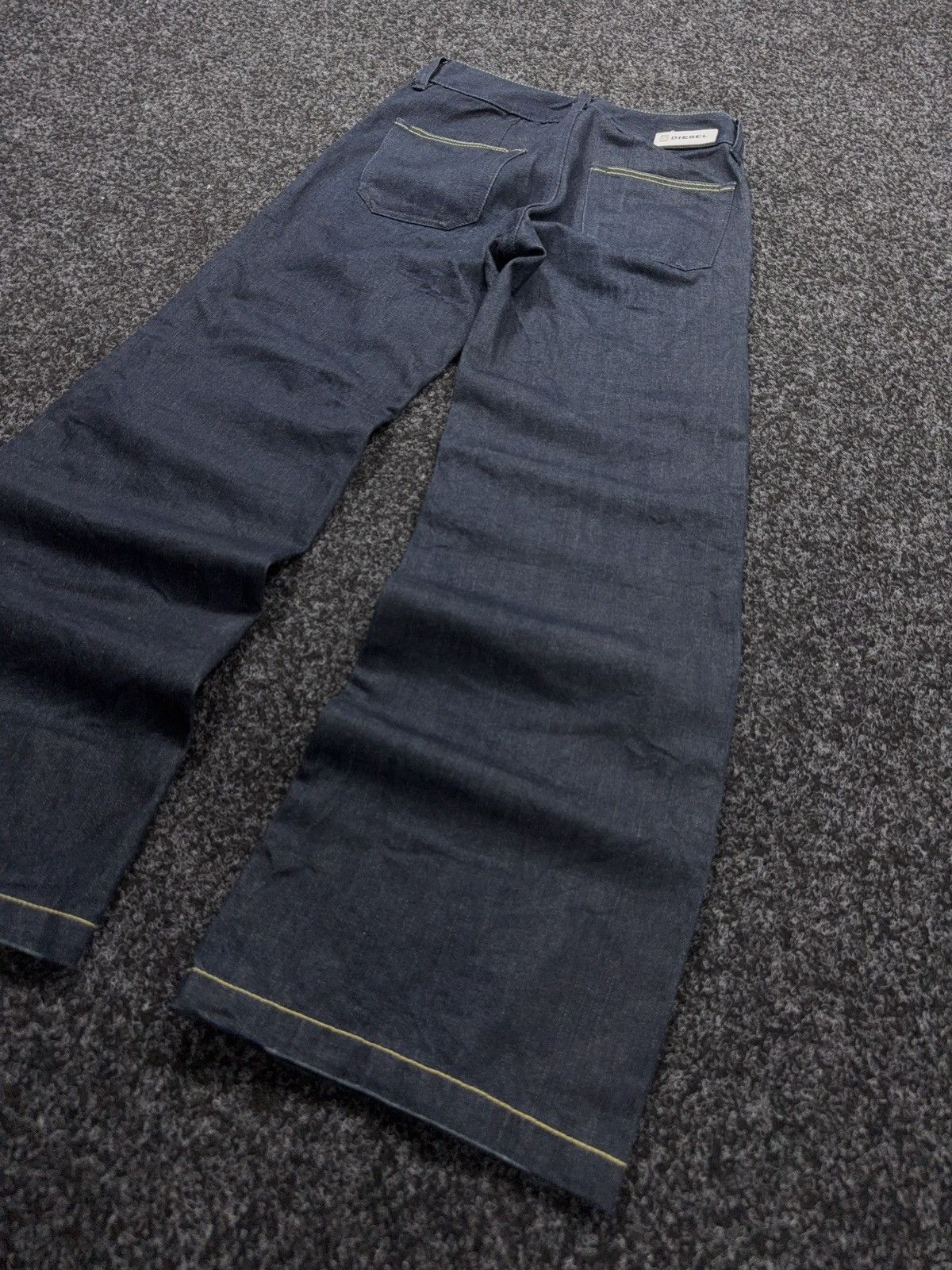 Diesel Luxury Diesel Volver Dark Raw Denim Wide Leg Jeans Y2K Size 26" / US 2 / IT 38 - 14 Thumbnail
