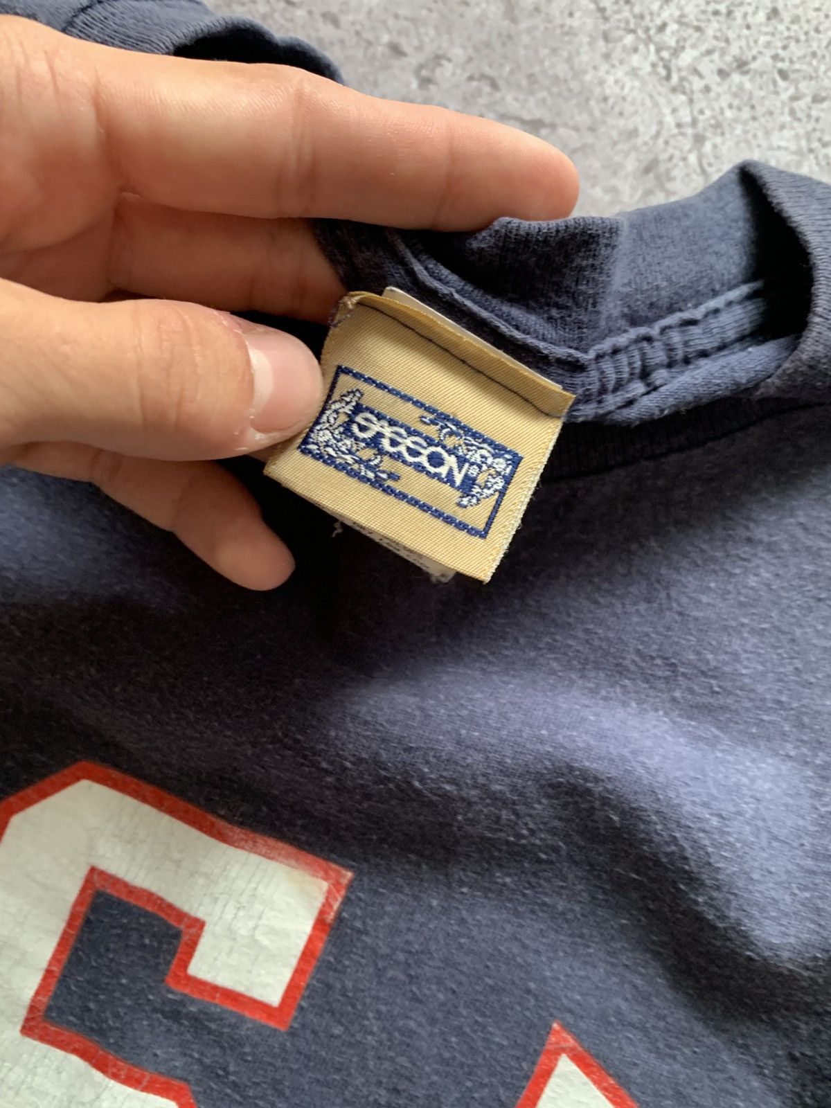 Other 🔥VINTAGE 90s USA FLAG SINGLE STITCH FADED Y2K TEE SHIRT Size US XL / EU 56 / 4 - 6 Thumbnail