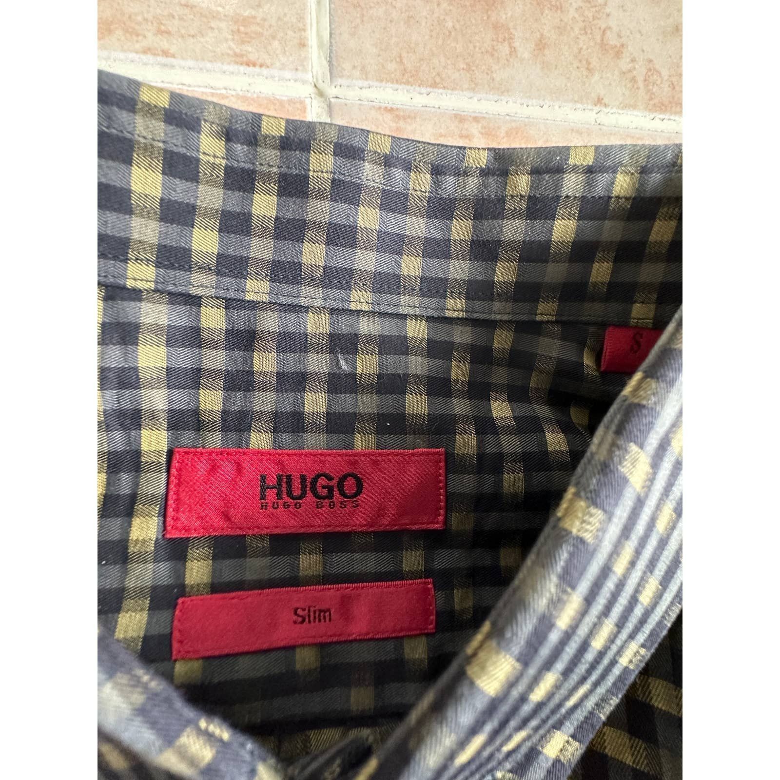 Hugo Boss Hugo Boss worn once button shirt long sleeve Men size S Size US S / EU 44-46 / 1 - 2 Thumbnail