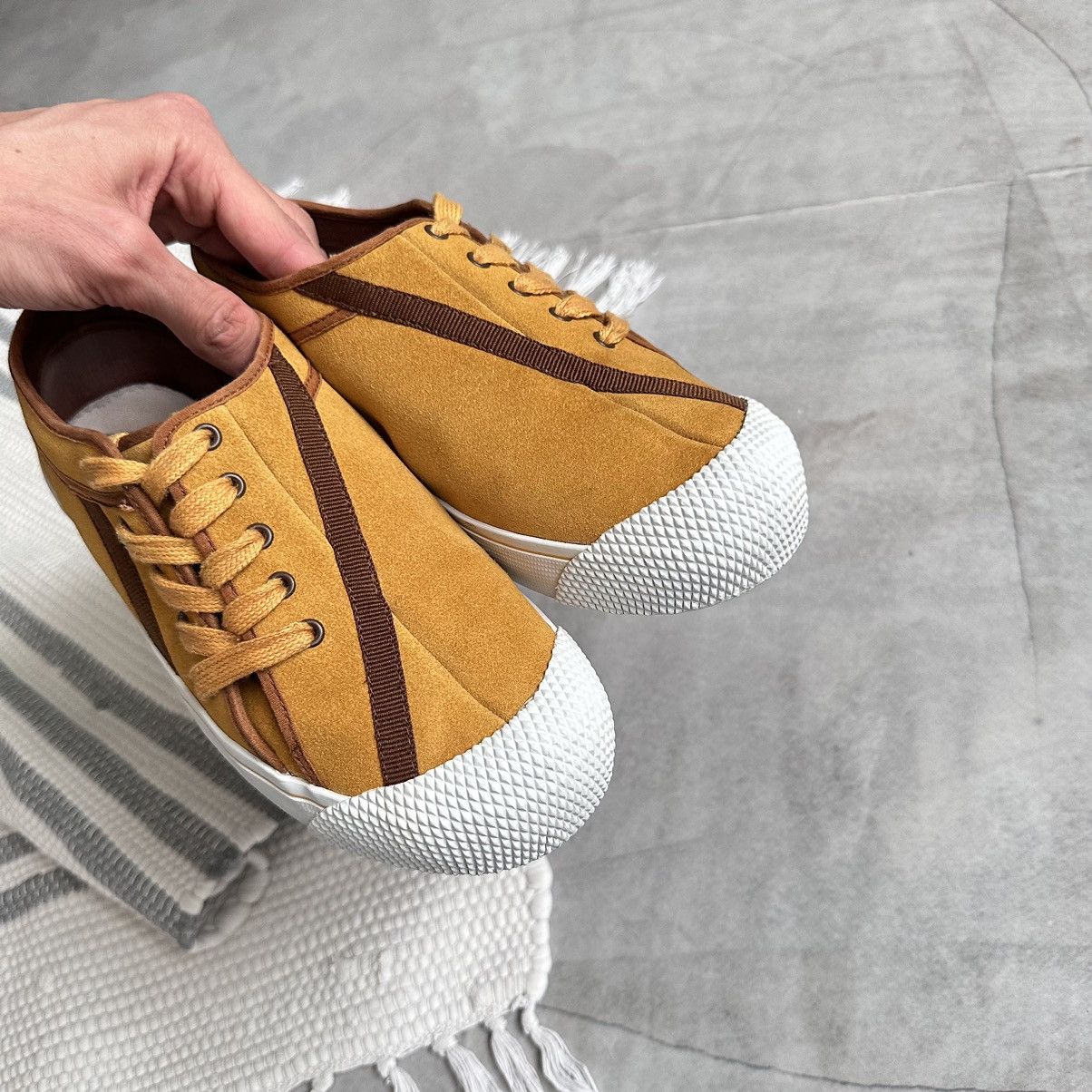 ASH × Diesel × Miss Sixty RARE Miss Sixty Side Lace Up Sneakers Shoes Converse Vibe Size US 7 / IT 37 - 9 Thumbnail