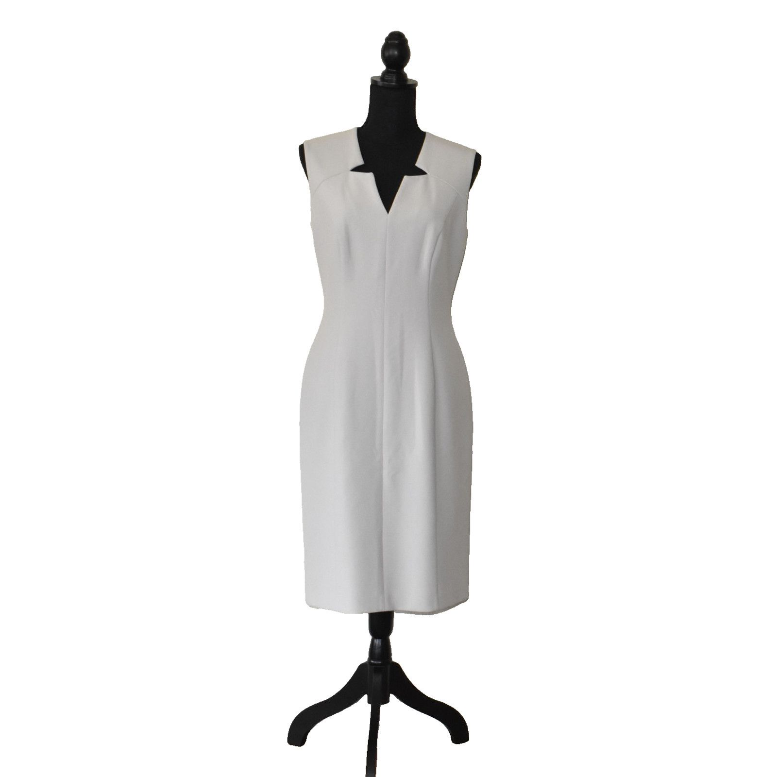 Hugo Boss HUGO BOSS Cut Out V Neck Notched Stretch Crepe Dress Sz US 6 Size M / US 6-8 / IT 42-44 - 1 Thumbnail