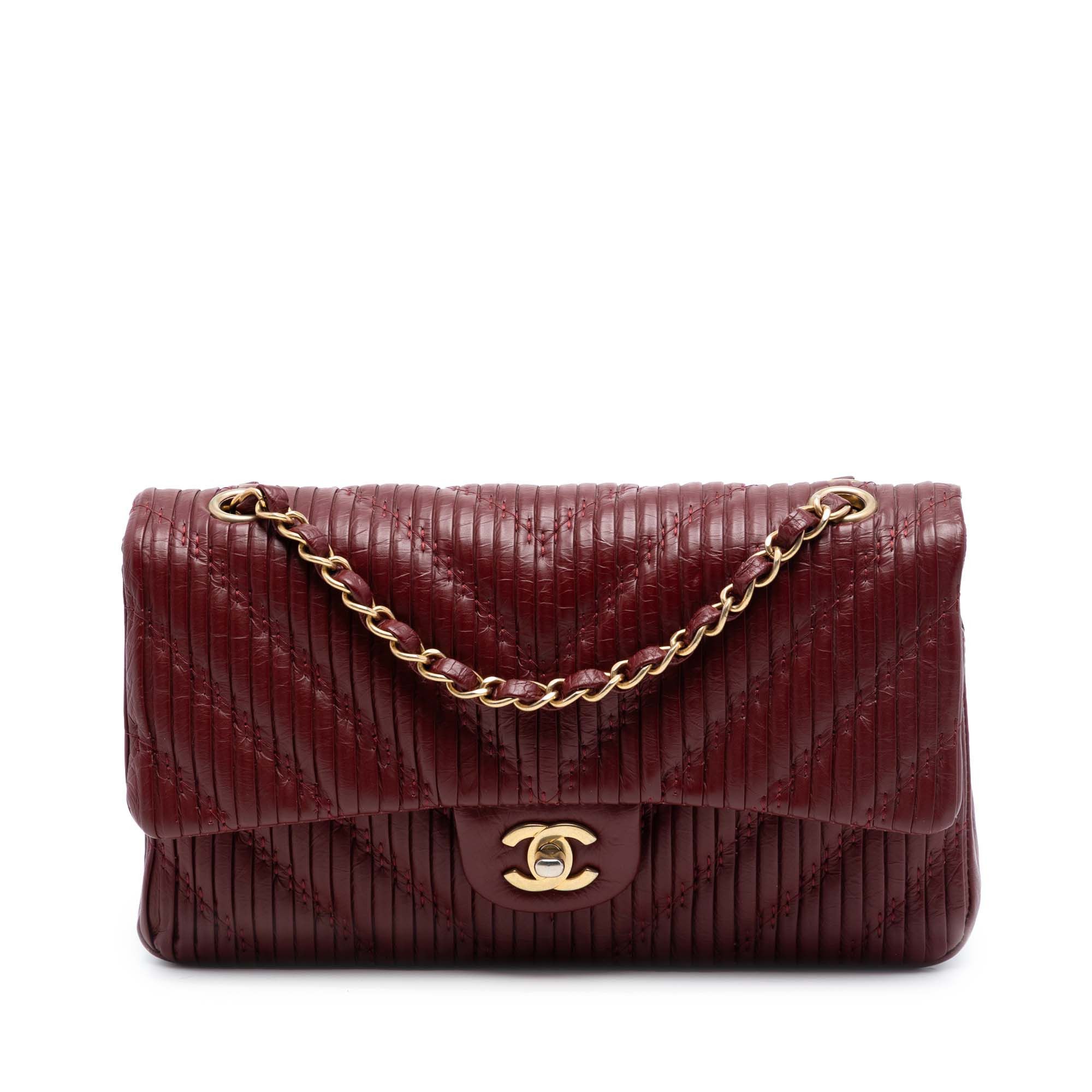 Chanel Medium Classic Chevron Calfskin Pleated Double Flap Size ONE SIZE - 1 Thumbnail
