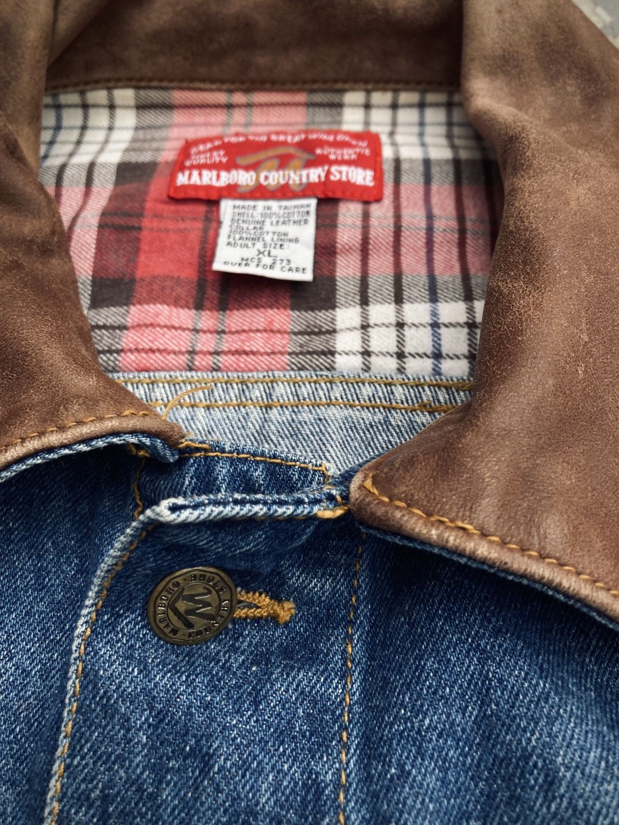 Marlboro Vintage Marlboro Denim & Leather Trucker Jacket Size US XL / EU 56 / 4 - 9 Thumbnail