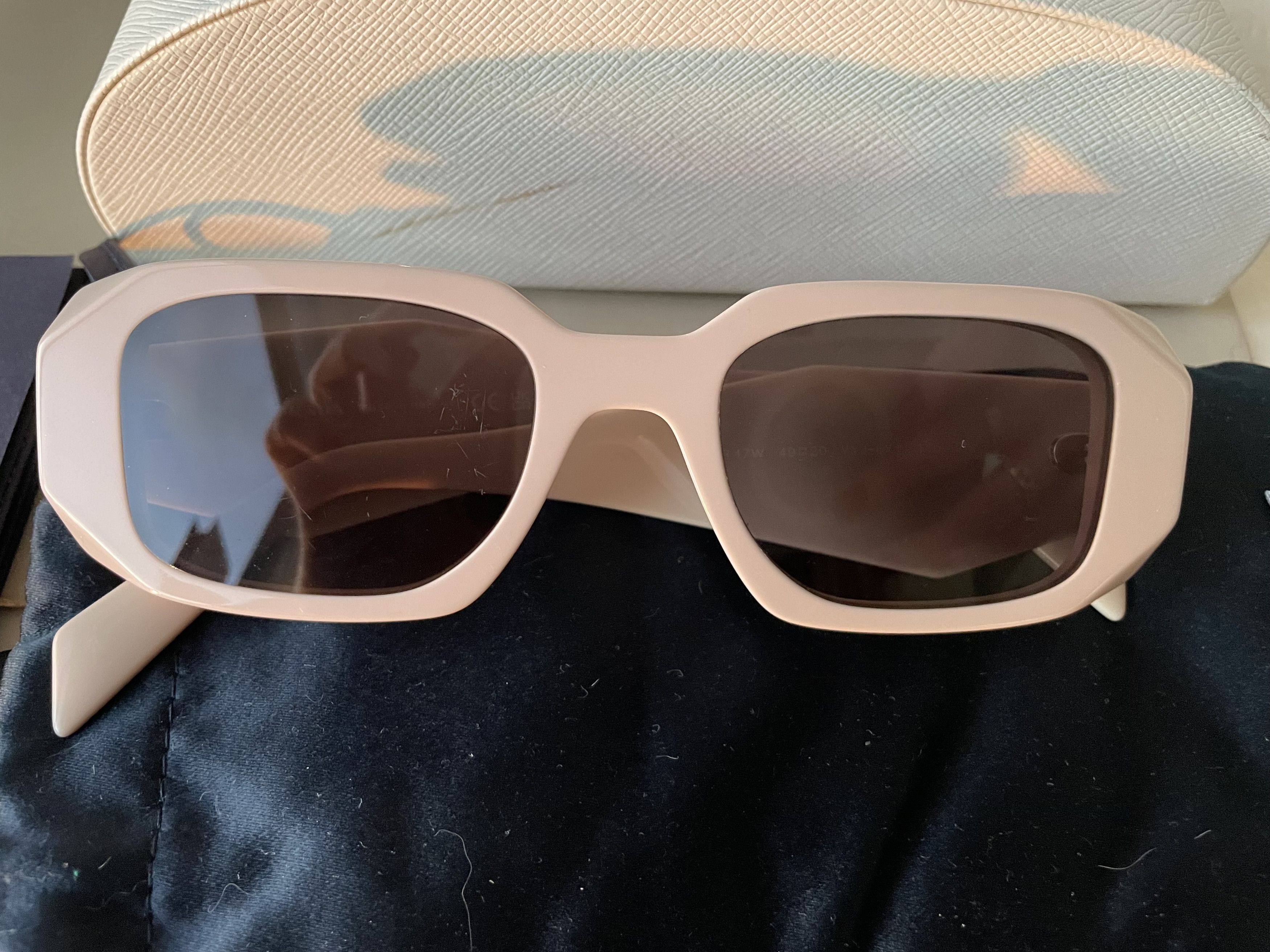 Prada Prada Sunglasses PR 17WS in light pink Size ONE SIZE - 2 Thumbnail