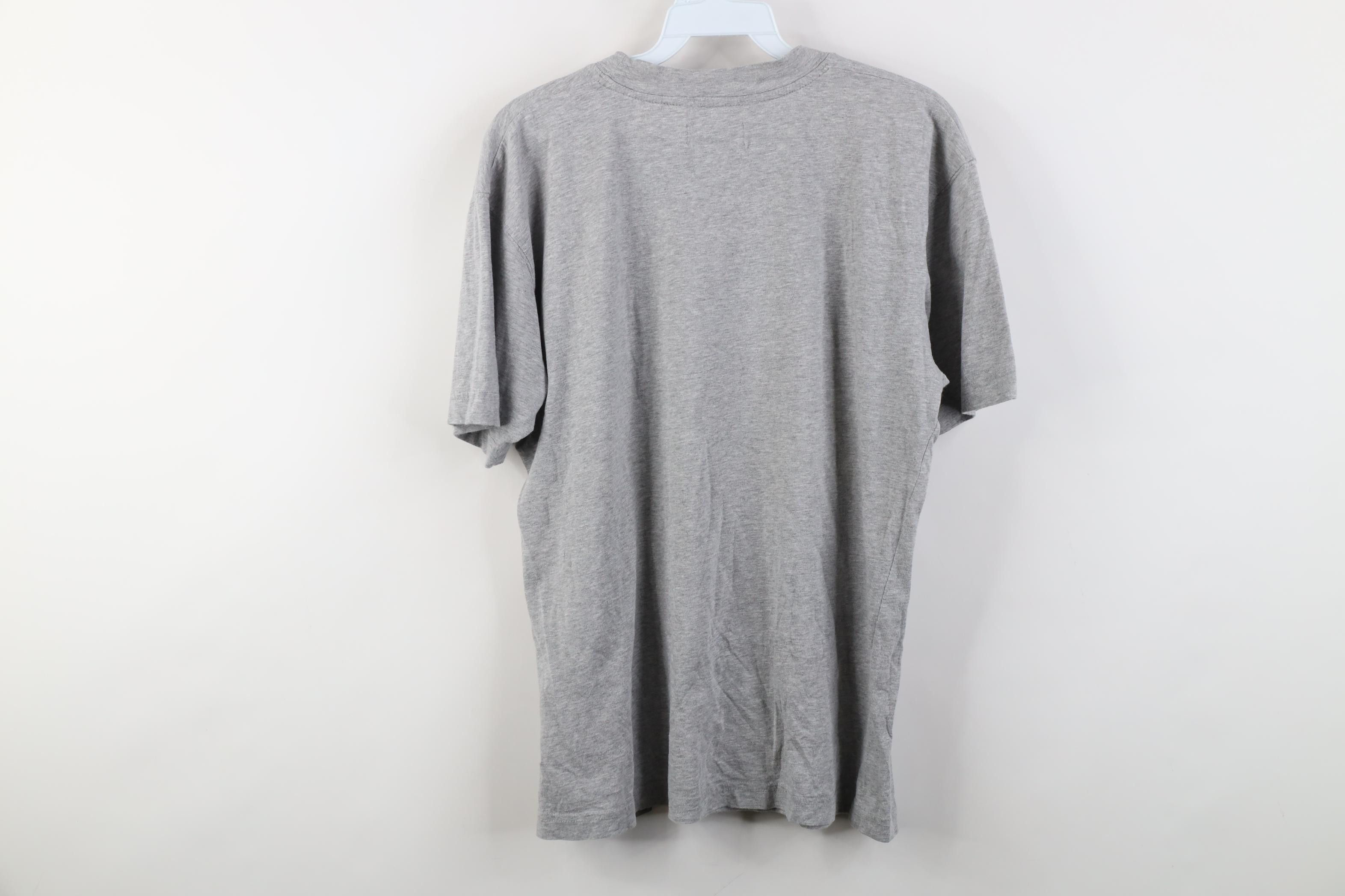 Vintage Vintage Y2K Ted Baker Spell Out Block Letter T-Shirt Gray Size US M / EU 48-50 / 2 - 10 Thumbnail