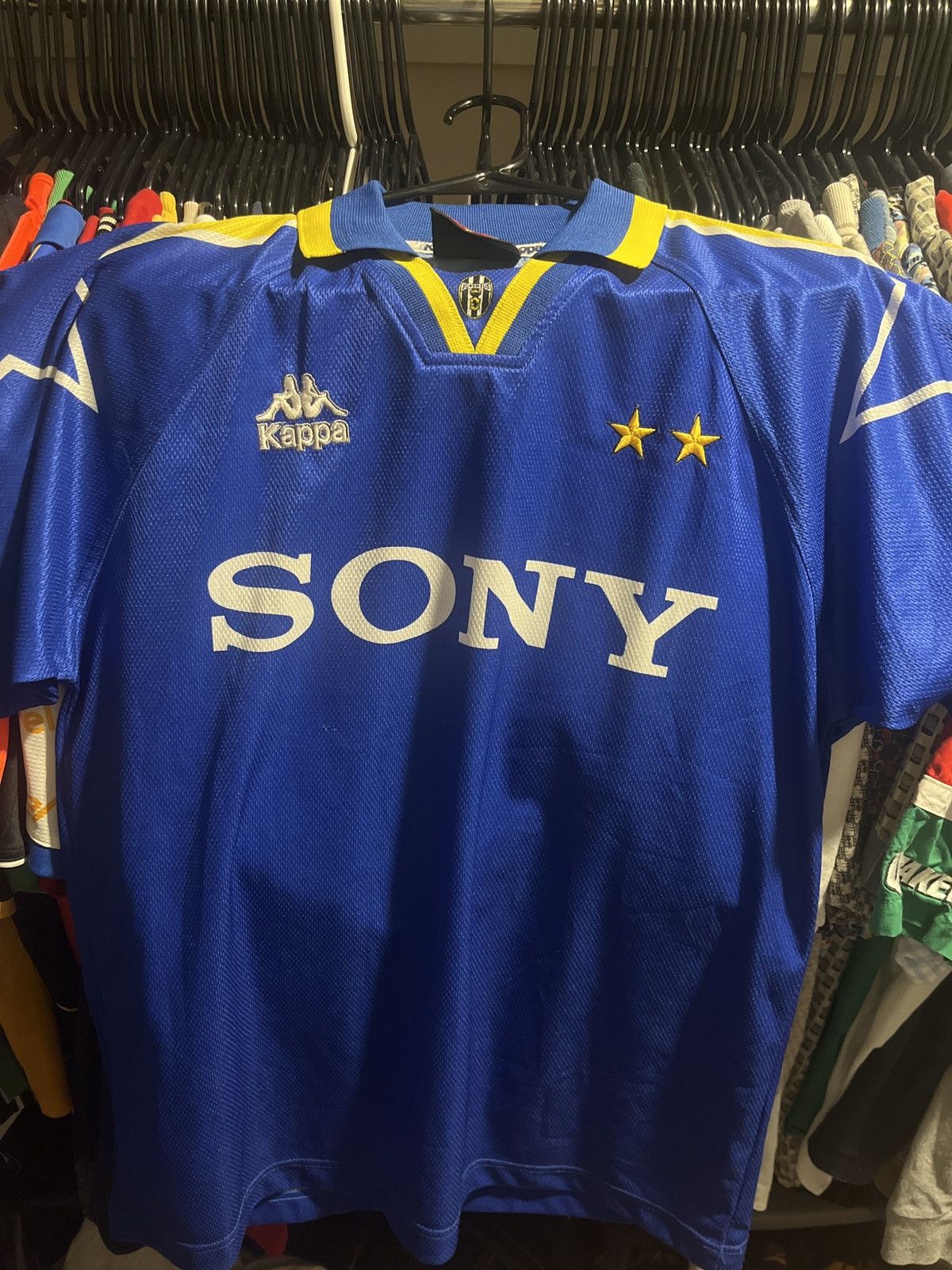 Kappa 95/96 Juventus Away kit XL (FITS MORE LIKE A LARGE) Size US XL / EU 56 / 4 - 1 Thumbnail