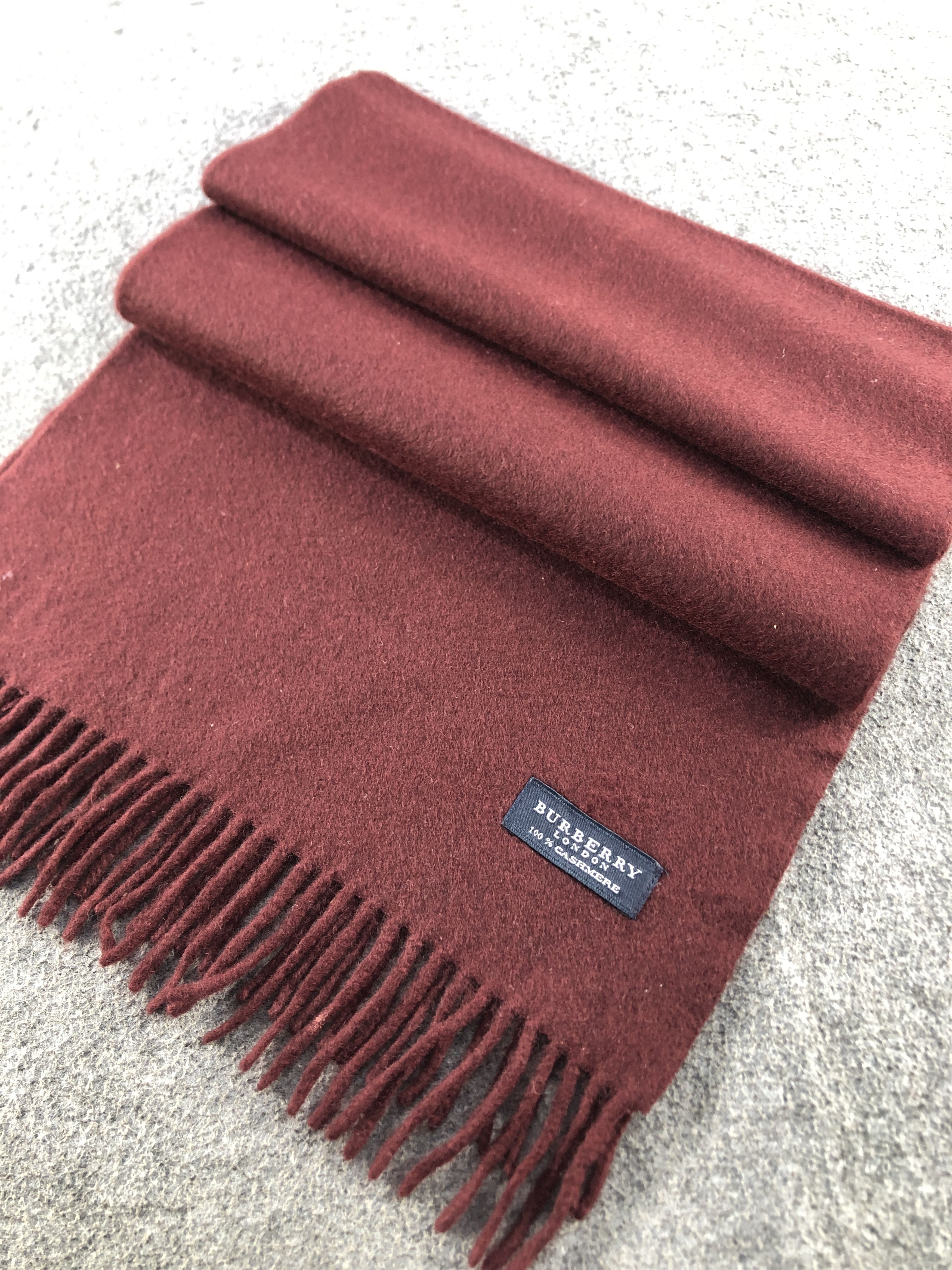 Burberry Burberry Cashmere Scarf / Muffler / Neckwear P868 Size ONE SIZE - 2 Thumbnail