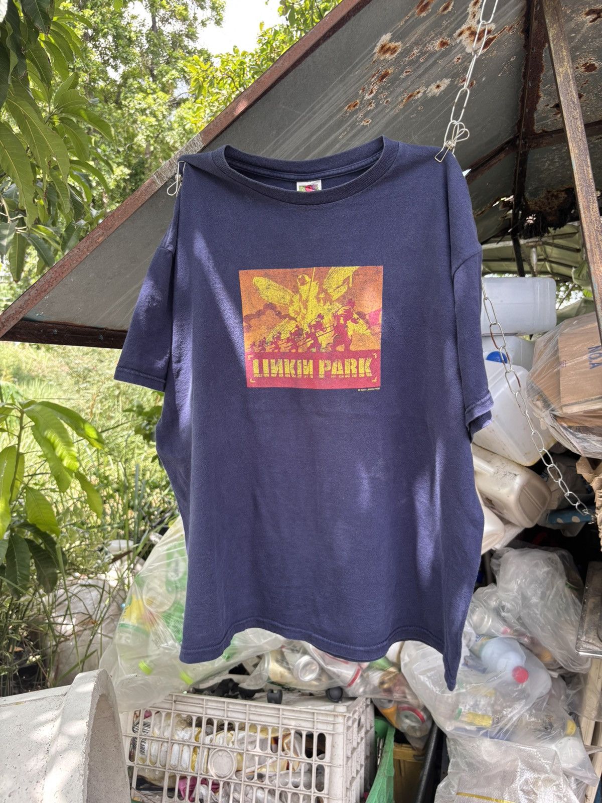Vintage Vintage Linkin Park “Hybrid Theory” album early 00’s tee Size US XL / EU 56 / 4 - 1 Thumbnail