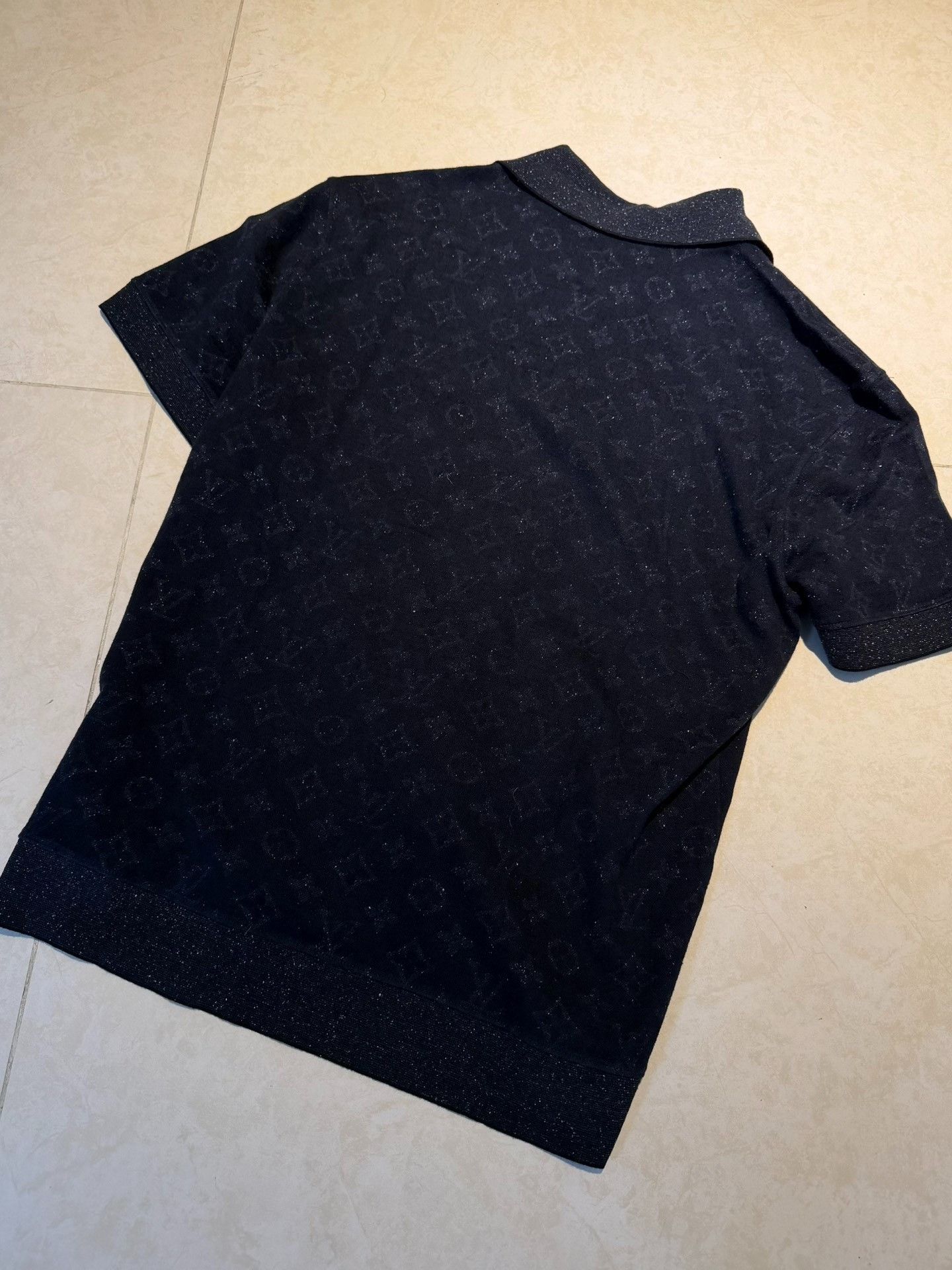 Louis Vuitton Louis Vuitton Black Monogram Embossed Polo Size US M / EU 48-50 / 2 - 1 Thumbnail