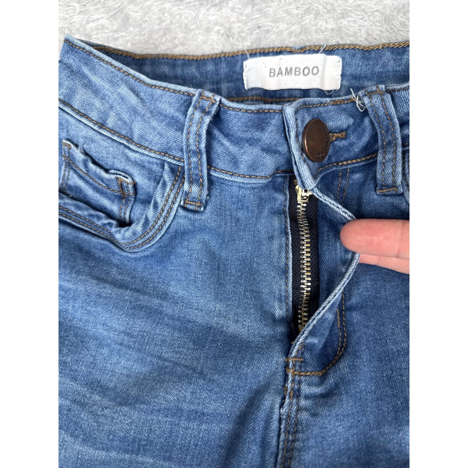 Vintage Bamboo Jeans Bootcut Juniors 0 Blue Medium Wash Stretch Denim 21in Waist 26in Inseam Womens Size 25" / US 0 / IT 36 - 5 Thumbnail