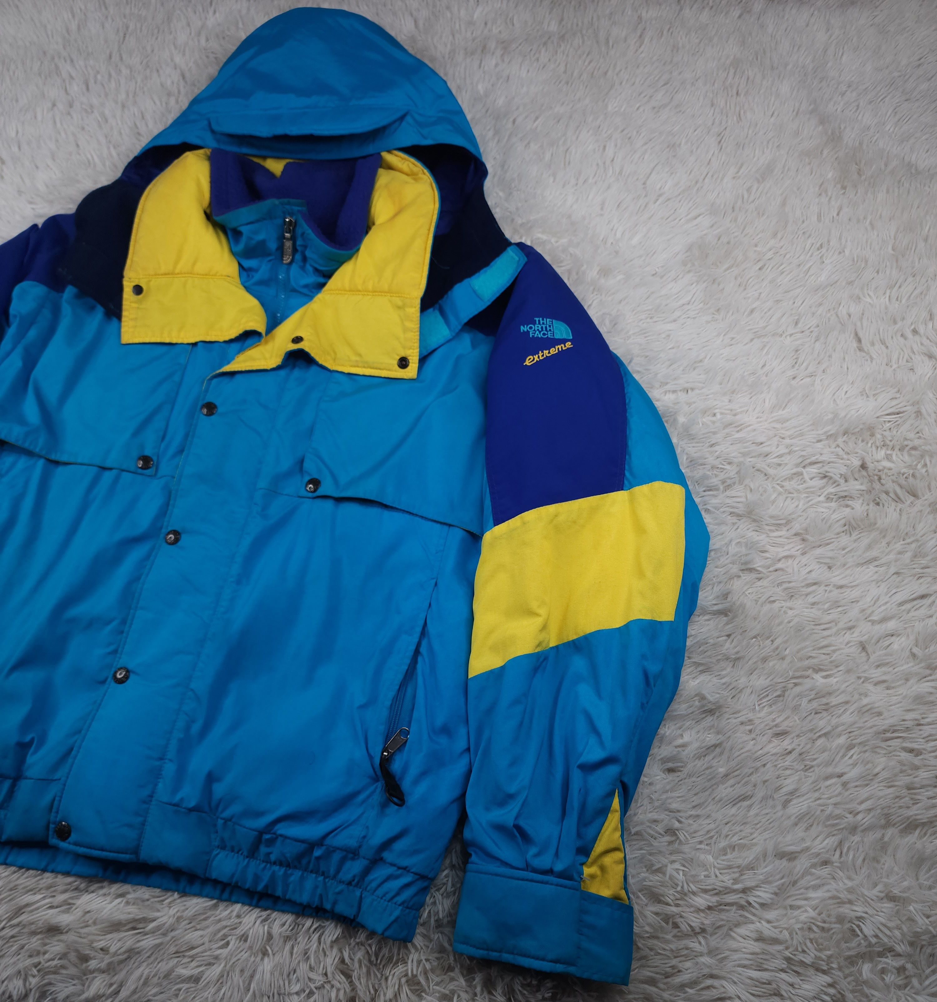 The North Face The North Face extreme blue/yellow windbreaker jacket Size US L / EU 52-54 / 3 - 3 Thumbnail